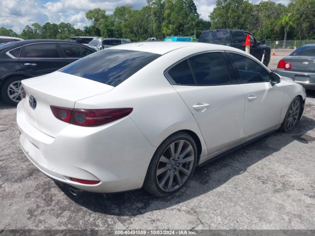 Photo 3 VIN: JM1BPADL3M1324686 - MAZDA MAZDA3 