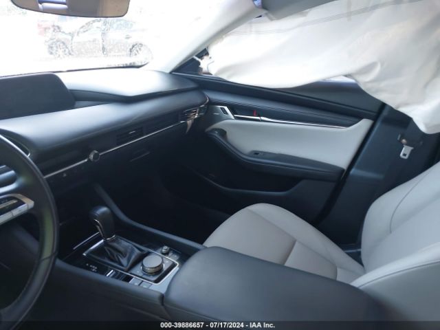 Photo 4 VIN: JM1BPADLXK1120304 - MAZDA MAZDA3 