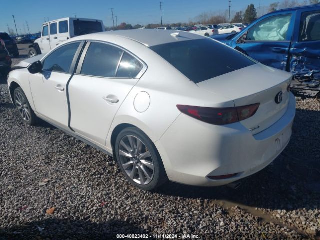 Photo 2 VIN: JM1BPADLXL1172341 - MAZDA MAZDA3 