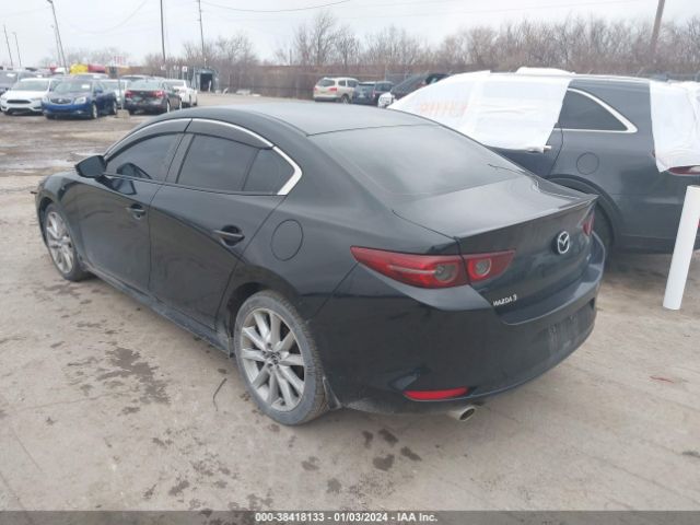 Photo 2 VIN: JM1BPADM2K1106194 - MAZDA MAZDA3 