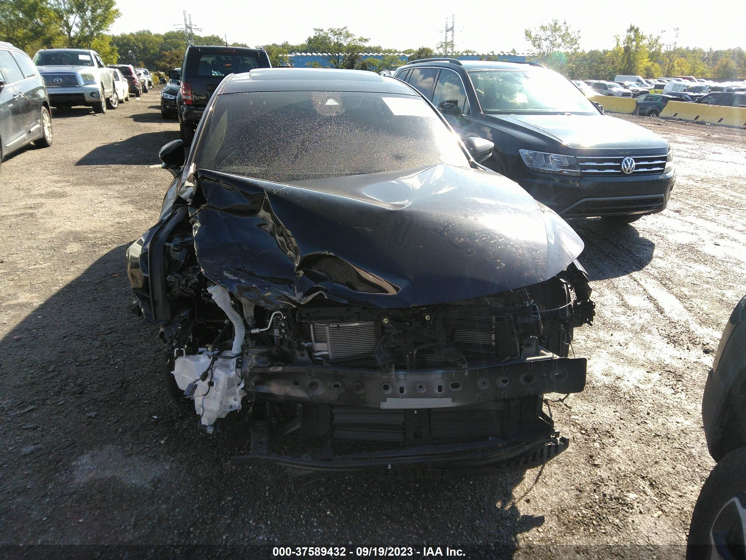 Photo 11 VIN: JM1BPAEM9L1162665 - MAZDA 3 