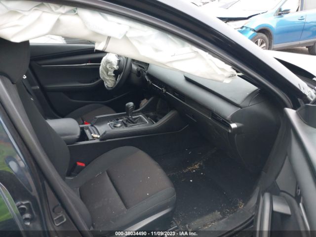 Photo 4 VIN: JM1BPAJL4N1513210 - MAZDA MAZDA3 