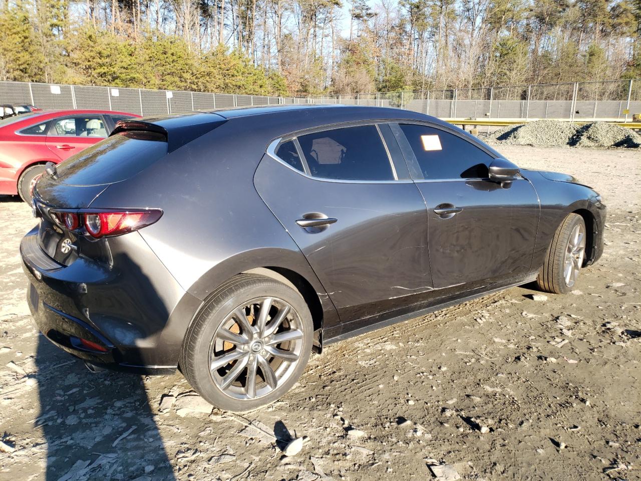 Photo 2 VIN: JM1BPAJM3K1120187 - MAZDA 3 