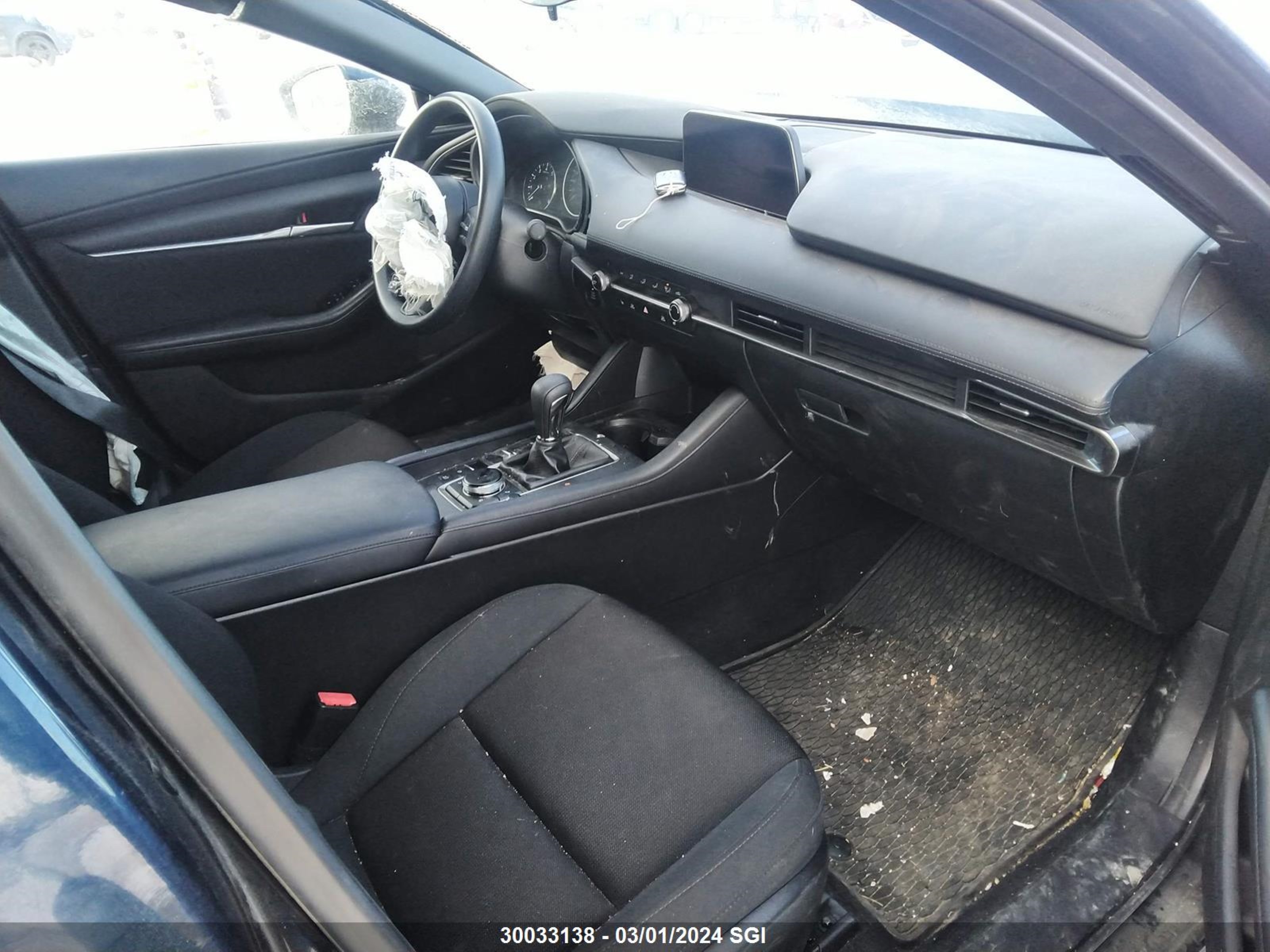 Photo 4 VIN: JM1BPAK76N1515820 - MAZDA 3 