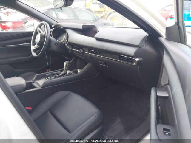 Photo 4 VIN: JM1BPAKL4N1518910 - MAZDA MAZDA3 