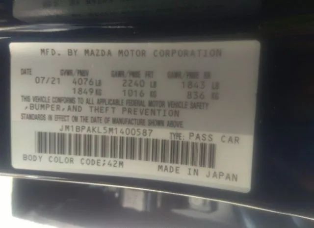 Photo 8 VIN: JM1BPAKL5M1400587 - MAZDA MAZDA3 HATCHBACK 