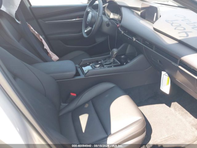 Photo 4 VIN: JM1BPAKM2R1702757 - MAZDA MAZDA3 