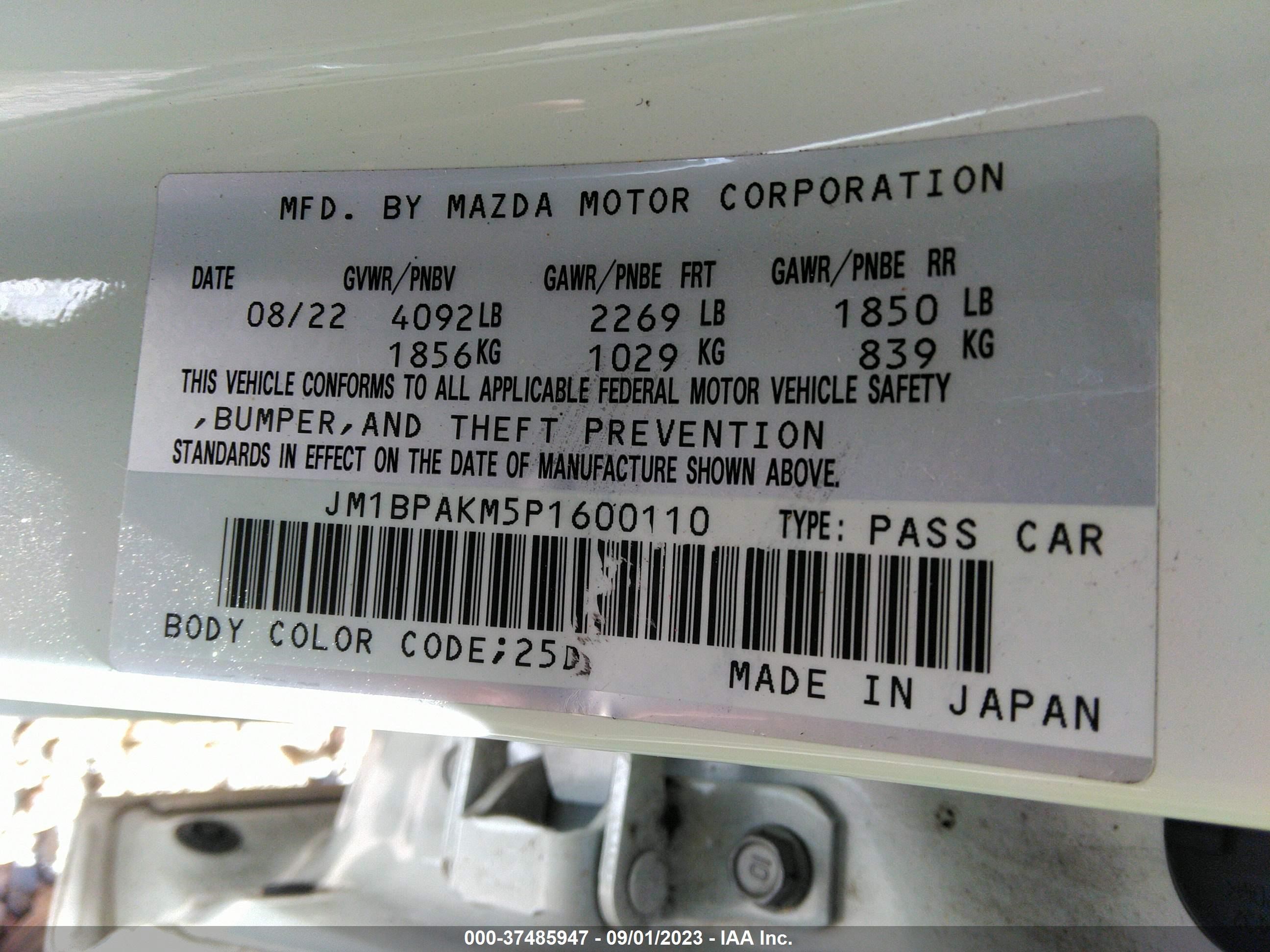 Photo 8 VIN: JM1BPAKM5P1600110 - MAZDA 3 