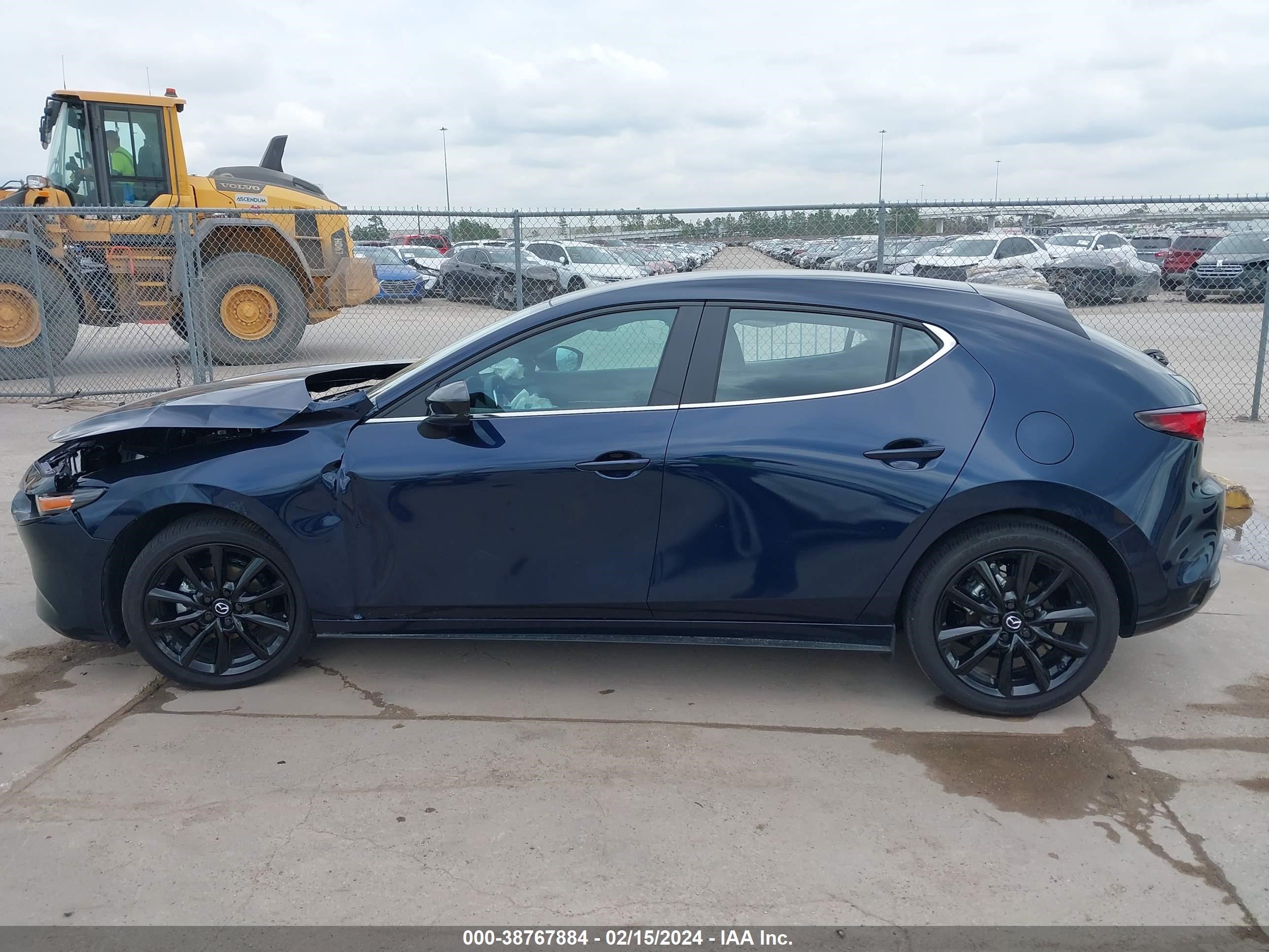 Photo 13 VIN: JM1BPAKM5R1701442 - MAZDA 3 