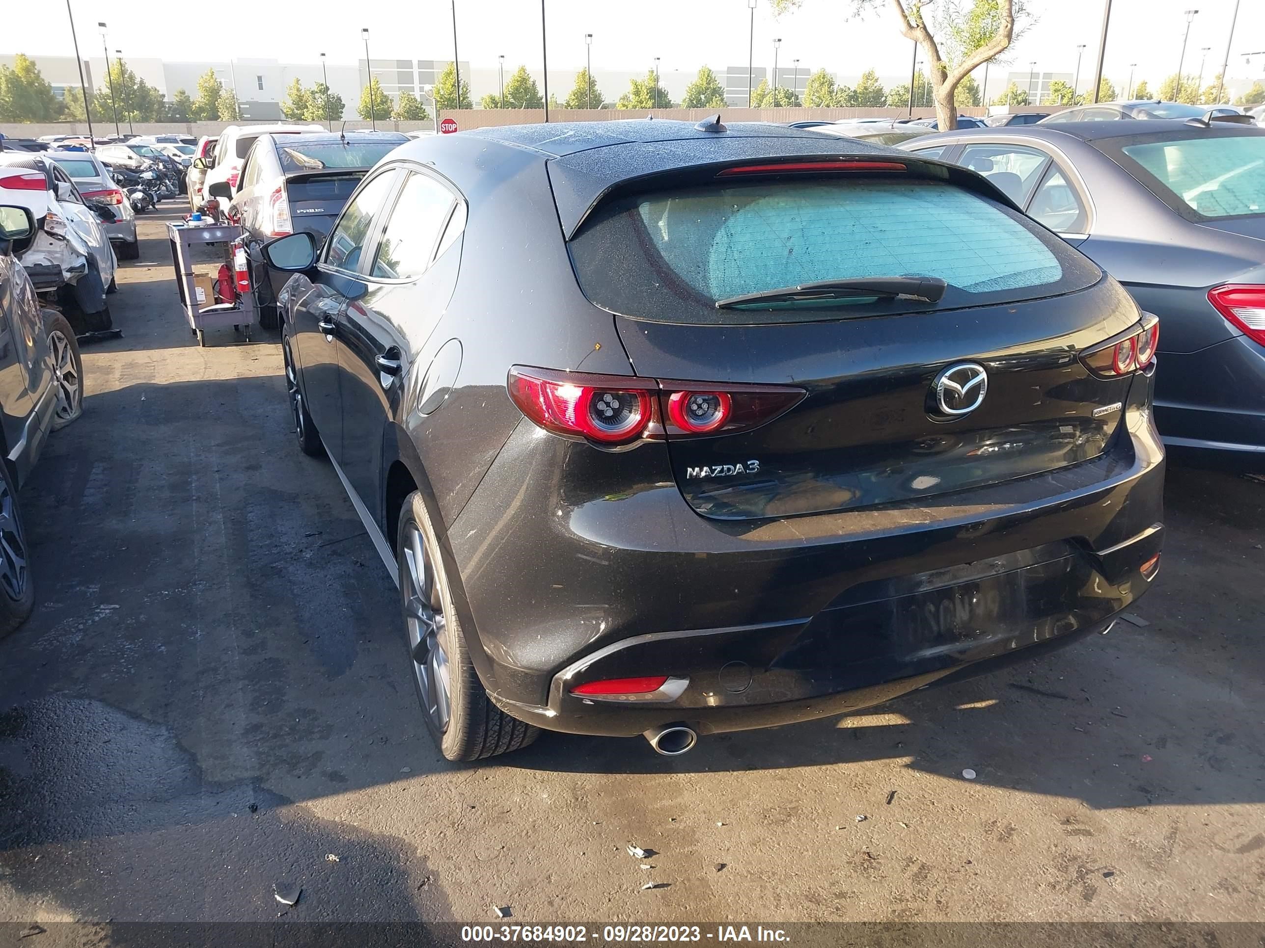 Photo 2 VIN: JM1BPAMM1L1164959 - MAZDA 3 