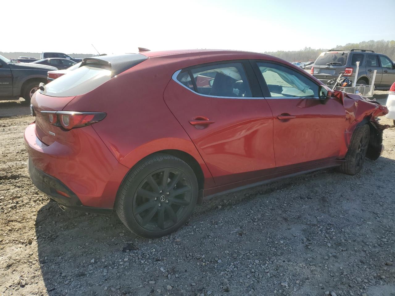 Photo 2 VIN: JM1BPAMM7P1613891 - MAZDA 3 