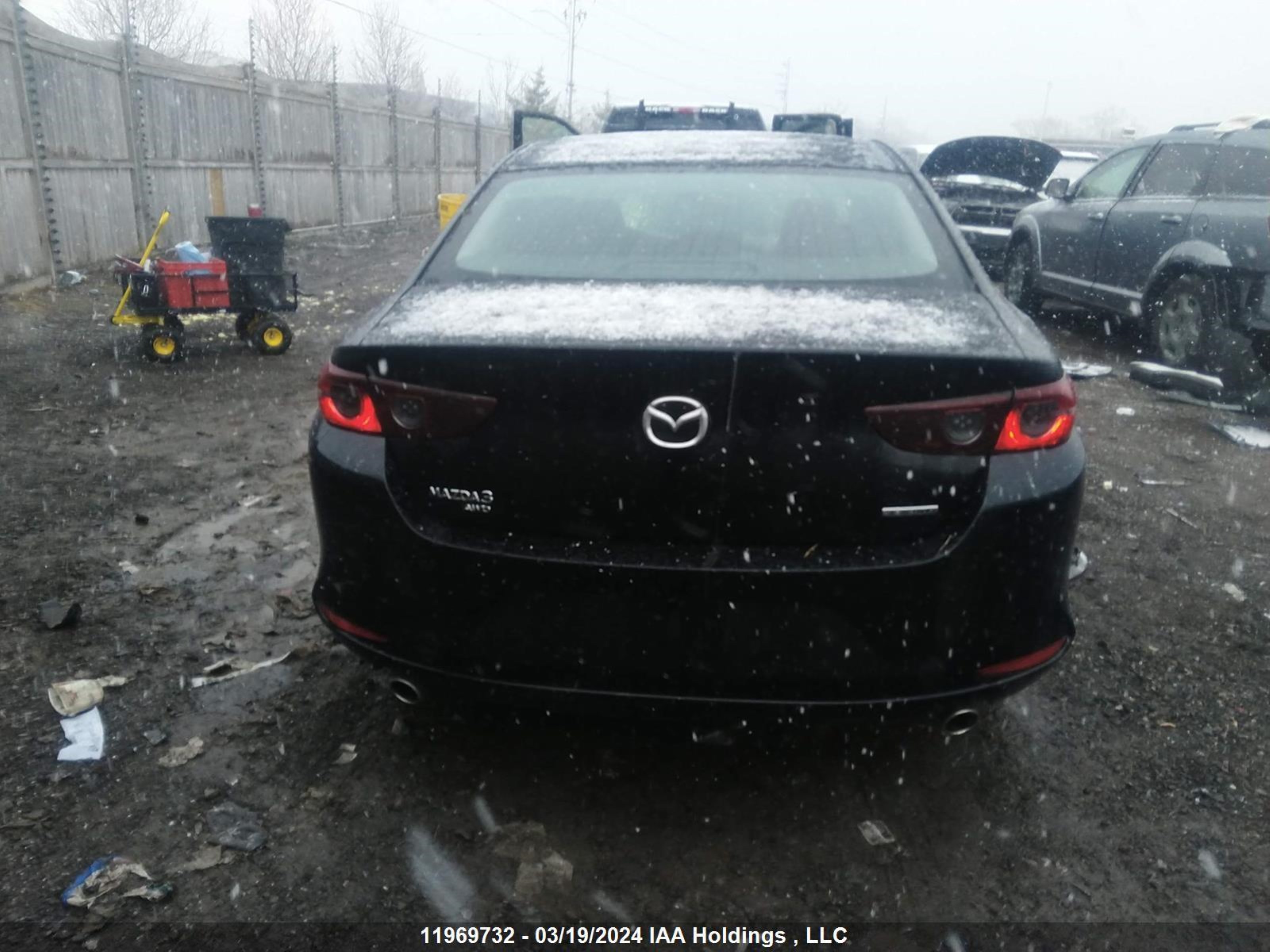 Photo 15 VIN: JM1BPBCM2K1139493 - MAZDA 3 