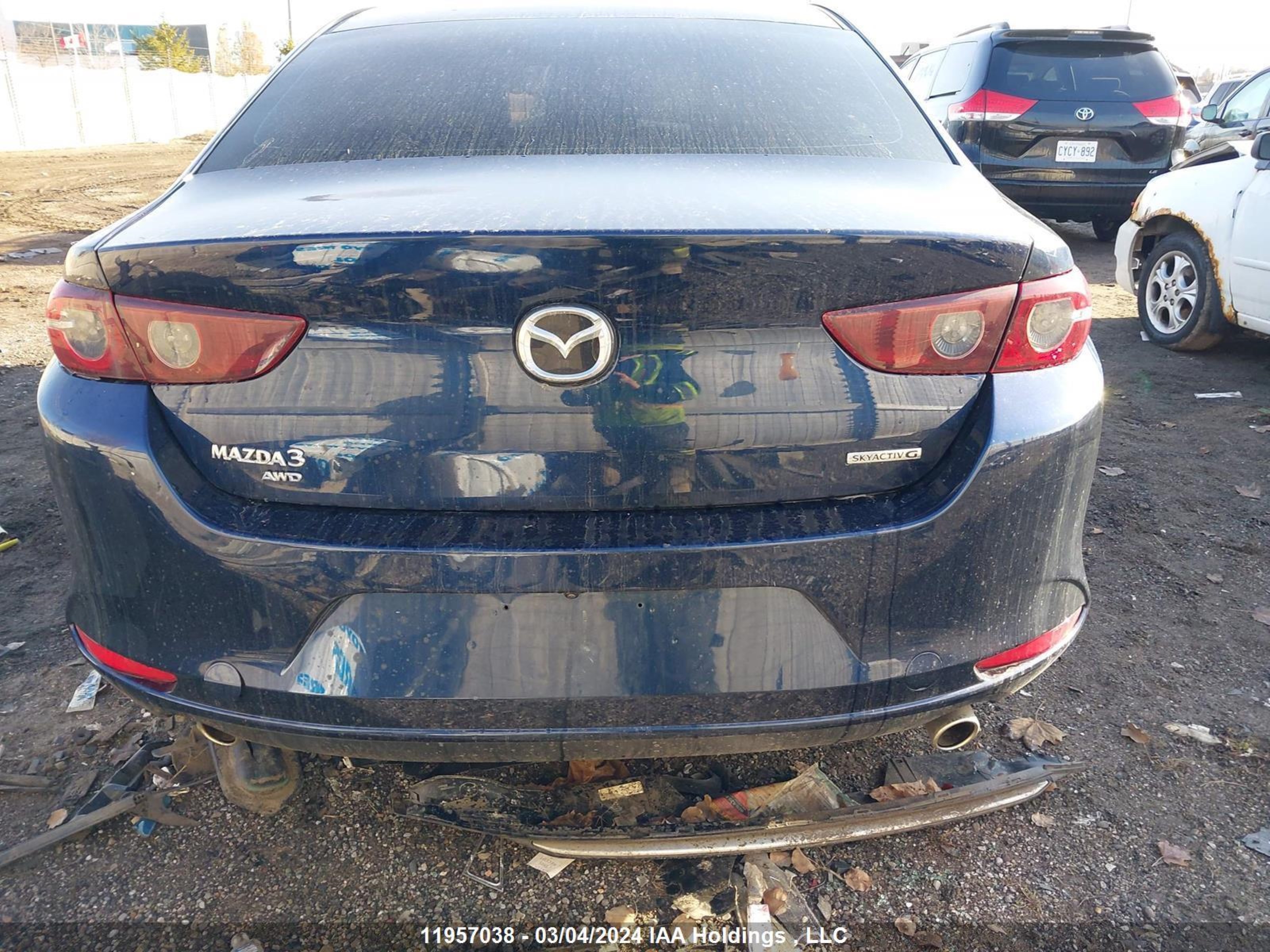 Photo 15 VIN: JM1BPBCM3K1126865 - MAZDA 3 