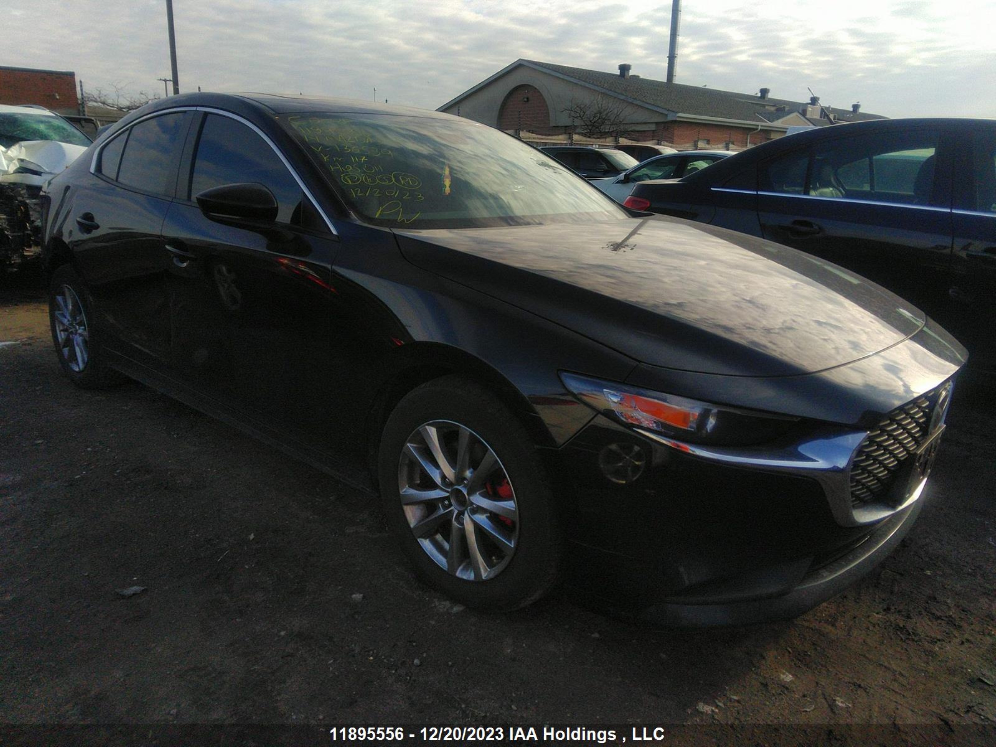 Photo 0 VIN: JM1BPBCM7K1136539 - MAZDA 3 