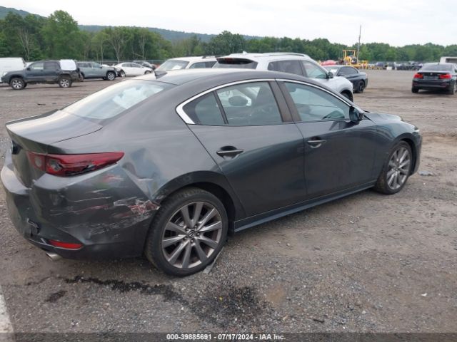 Photo 3 VIN: JM1BPBDM3K1131904 - MAZDA MAZDA3 