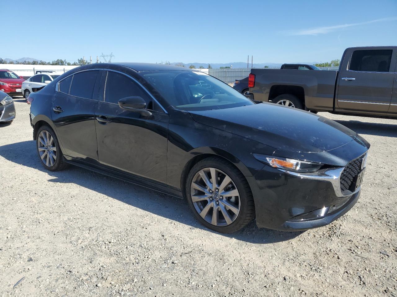 Photo 3 VIN: JM1BPBDM7K1125135 - MAZDA 3 