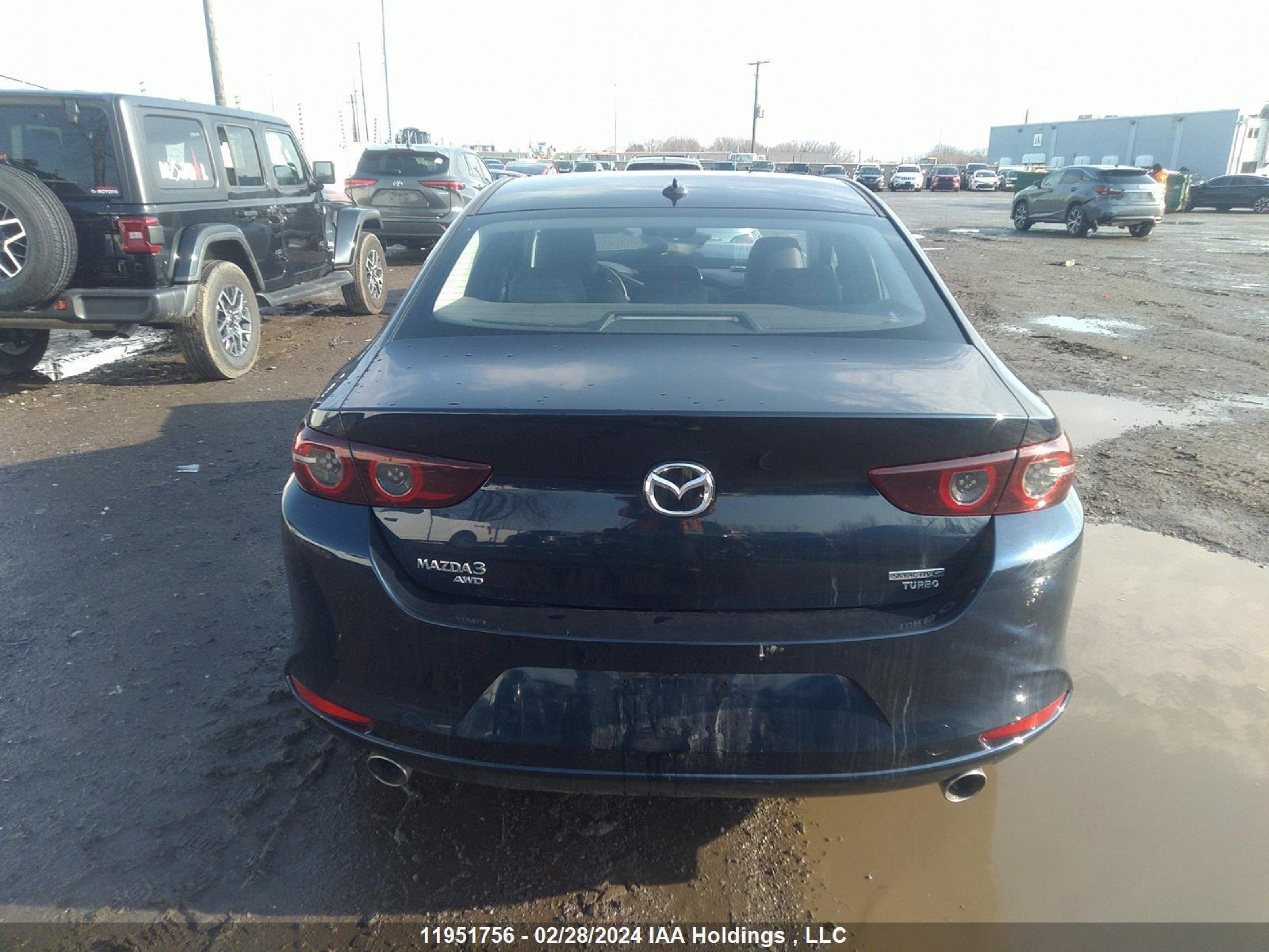 Photo 15 VIN: JM1BPBDY5M1317952 - MAZDA 3 