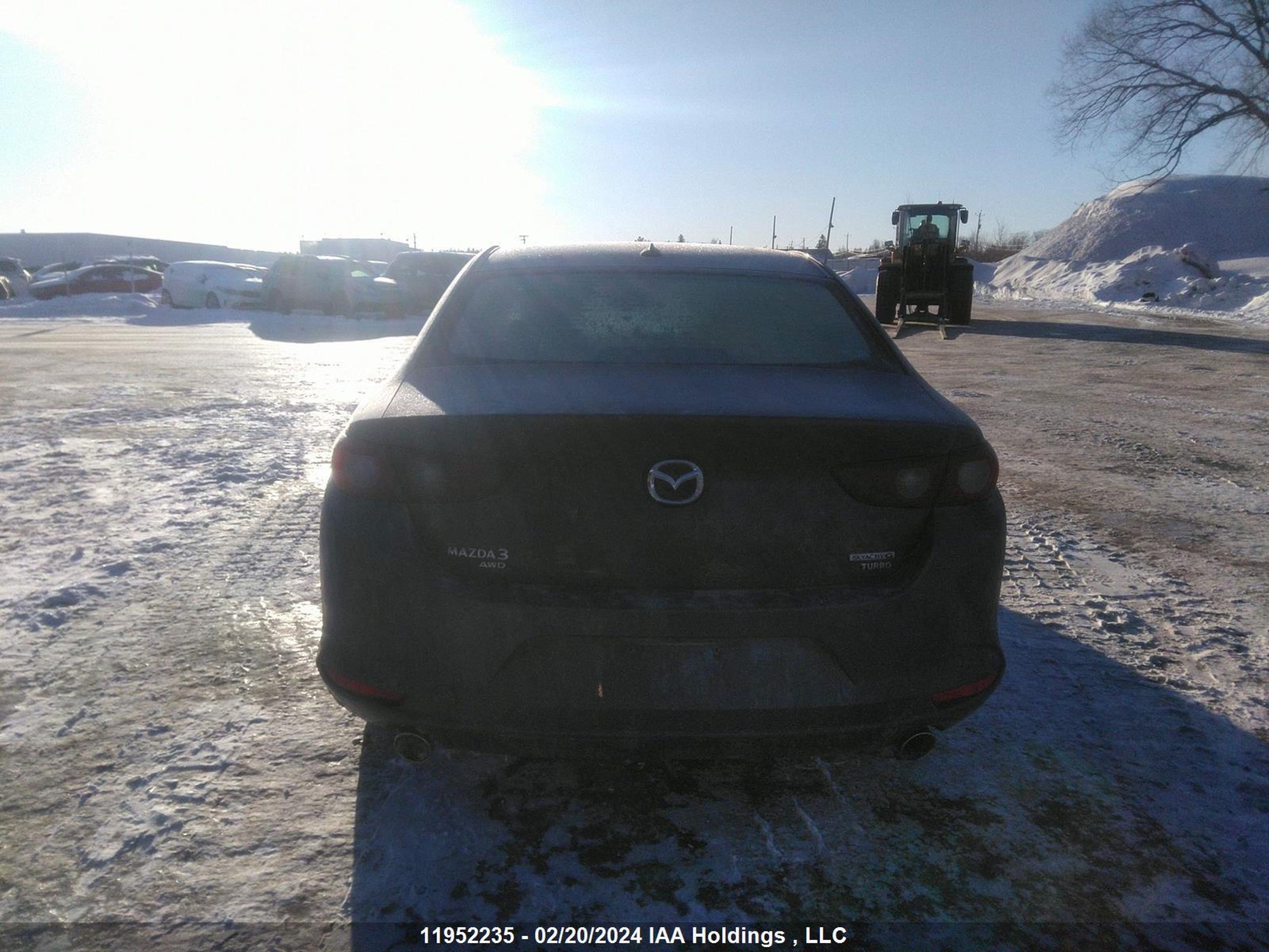 Photo 15 VIN: JM1BPBDY9R1657676 - MAZDA 3 