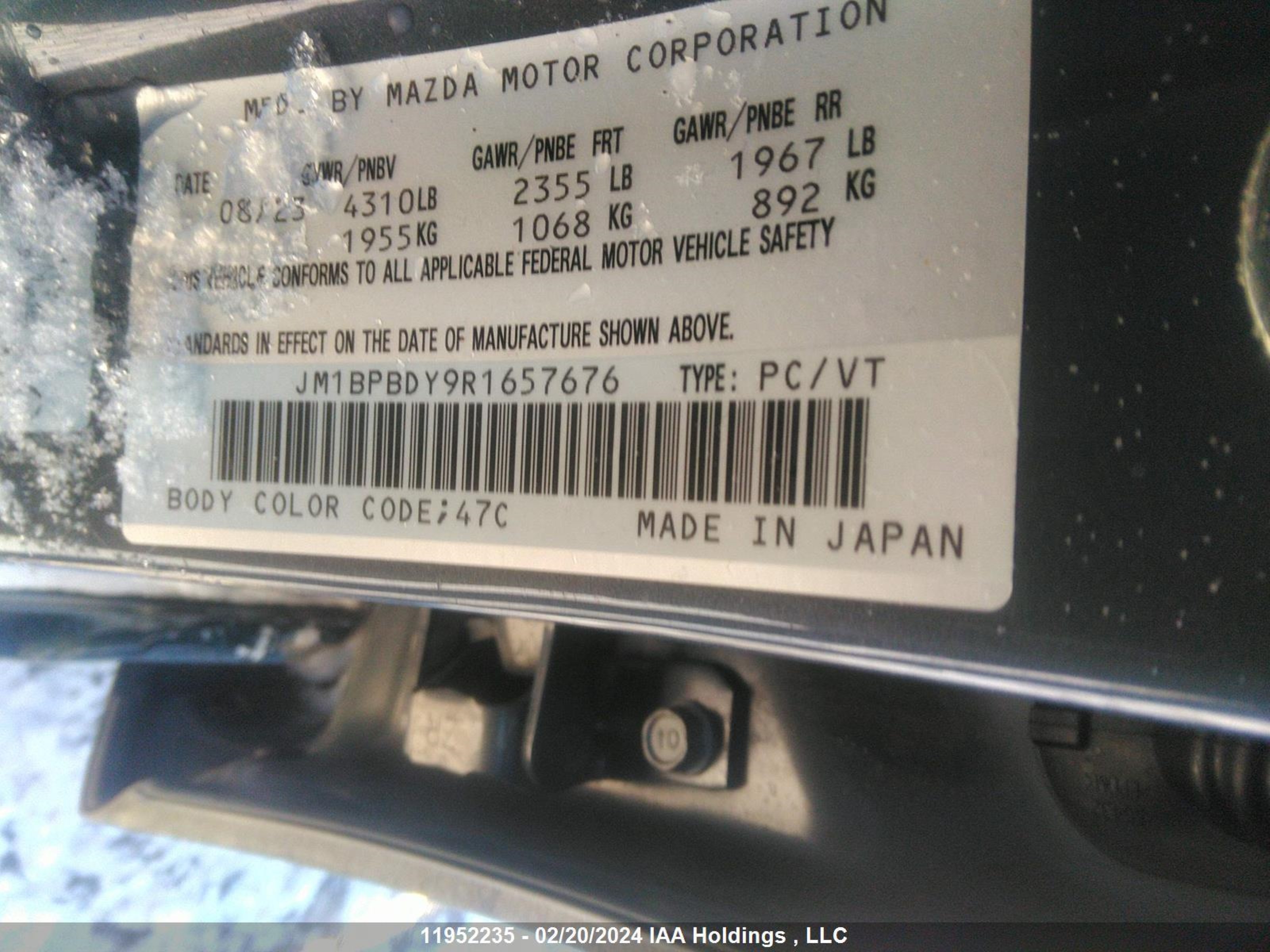 Photo 8 VIN: JM1BPBDY9R1657676 - MAZDA 3 