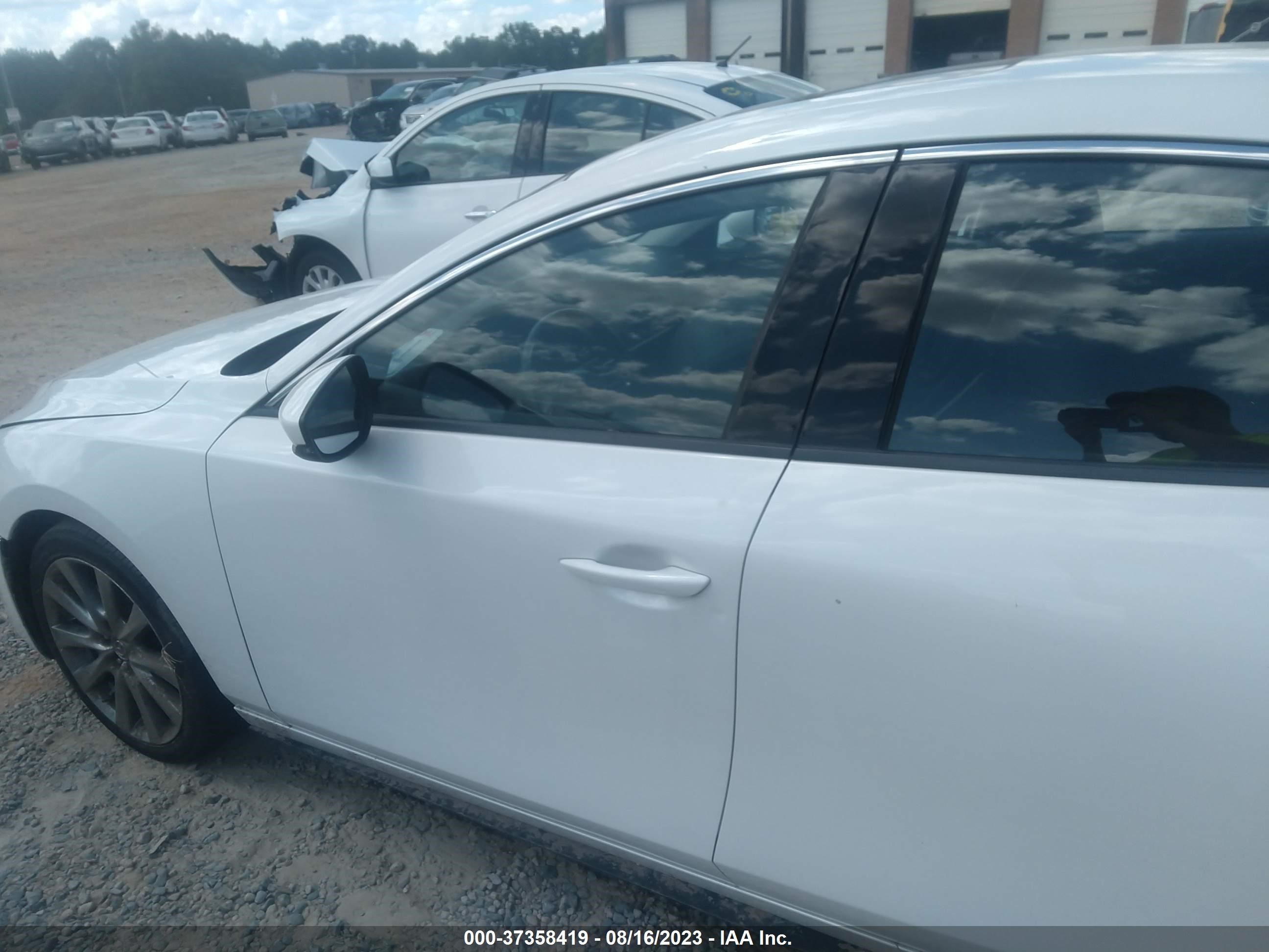 Photo 13 VIN: JM1BPBEM5L1165780 - MAZDA 3 