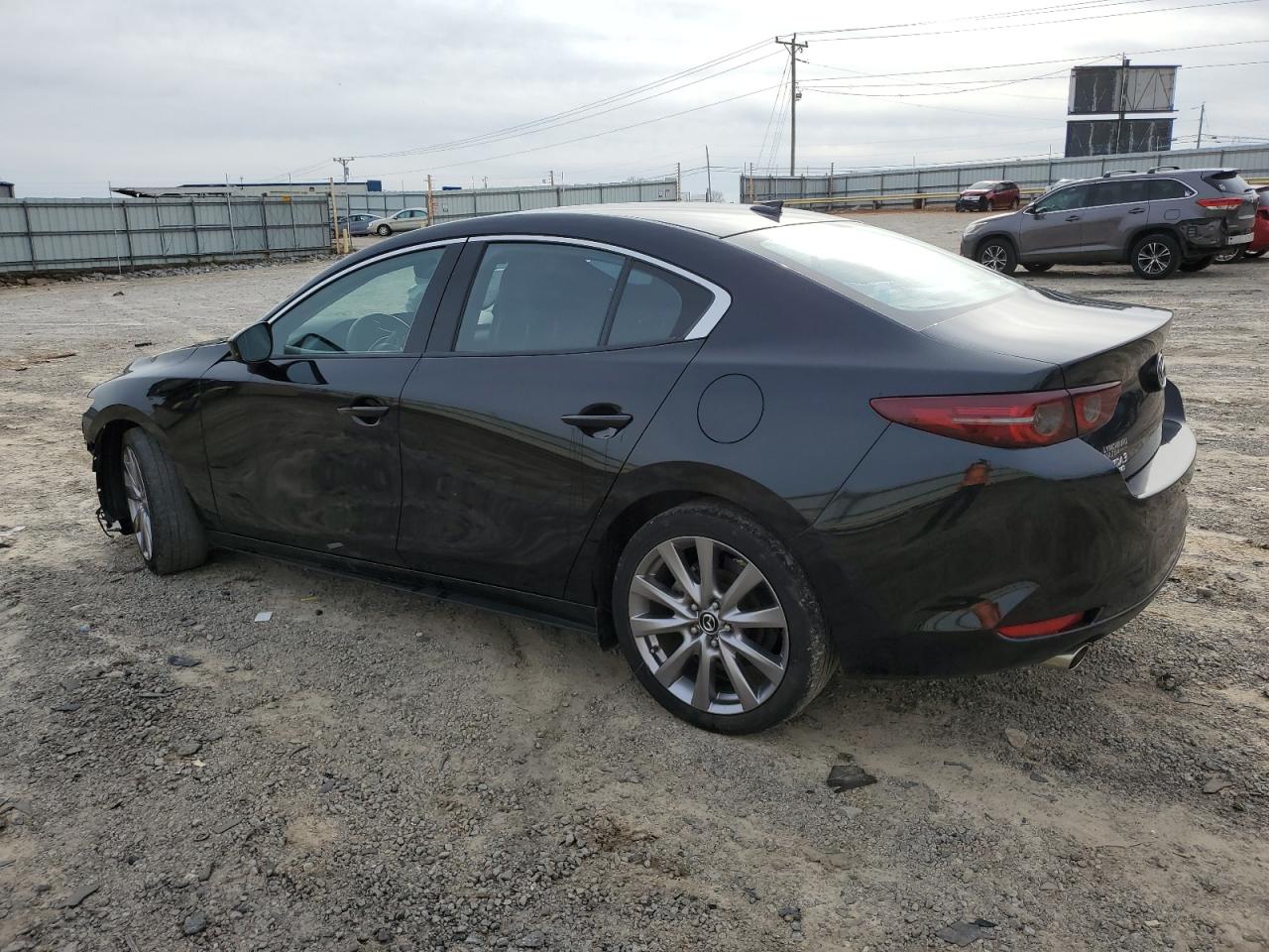 Photo 1 VIN: JM1BPBEM8K1123344 - MAZDA 3 