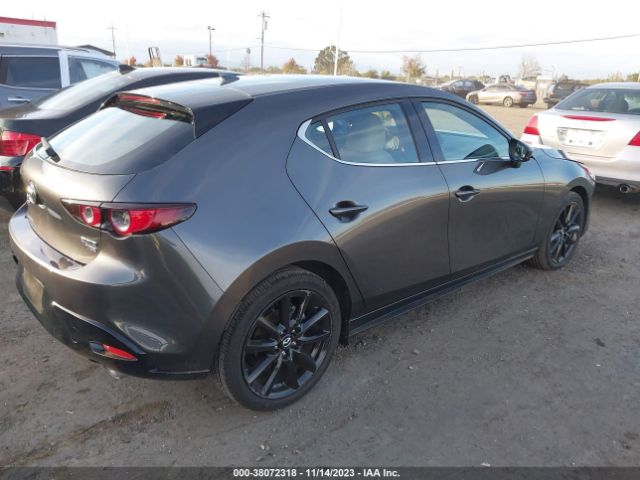 Photo 3 VIN: JM1BPBJY0M1334582 - MAZDA 3 