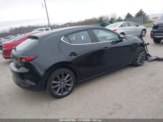 Photo 3 VIN: JM1BPBKL3M1315320 - MAZDA MAZDA3 