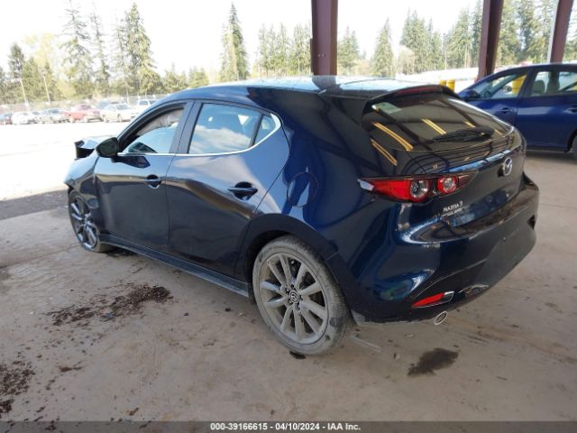 Photo 2 VIN: JM1BPBKL9M1327696 - MAZDA 3 