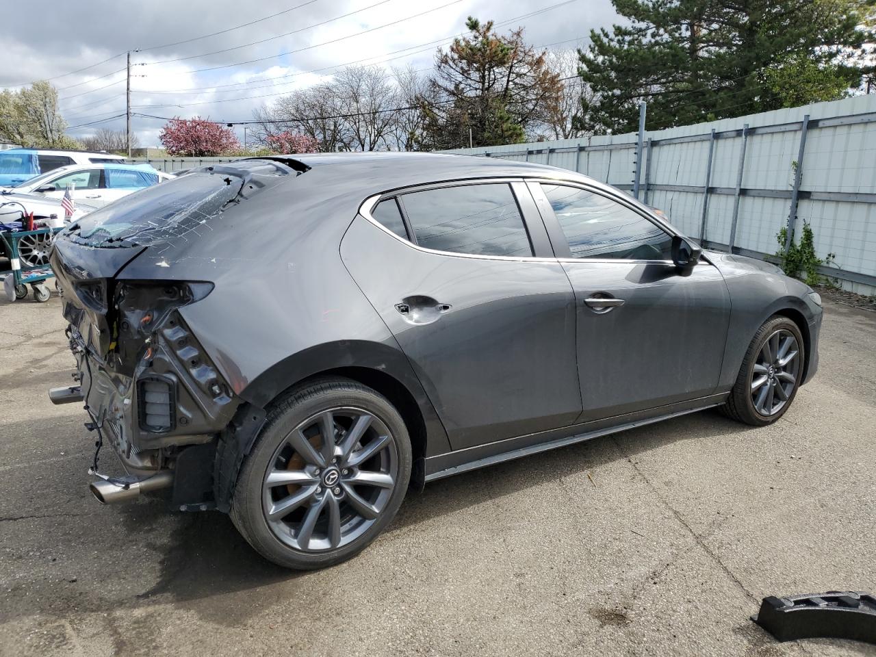 Photo 2 VIN: JM1BPBLL5M1403073 - MAZDA 3 