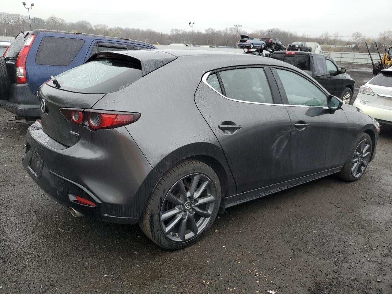 Photo 2 VIN: JM1BPBLL9M1335134 - MAZDA 3 