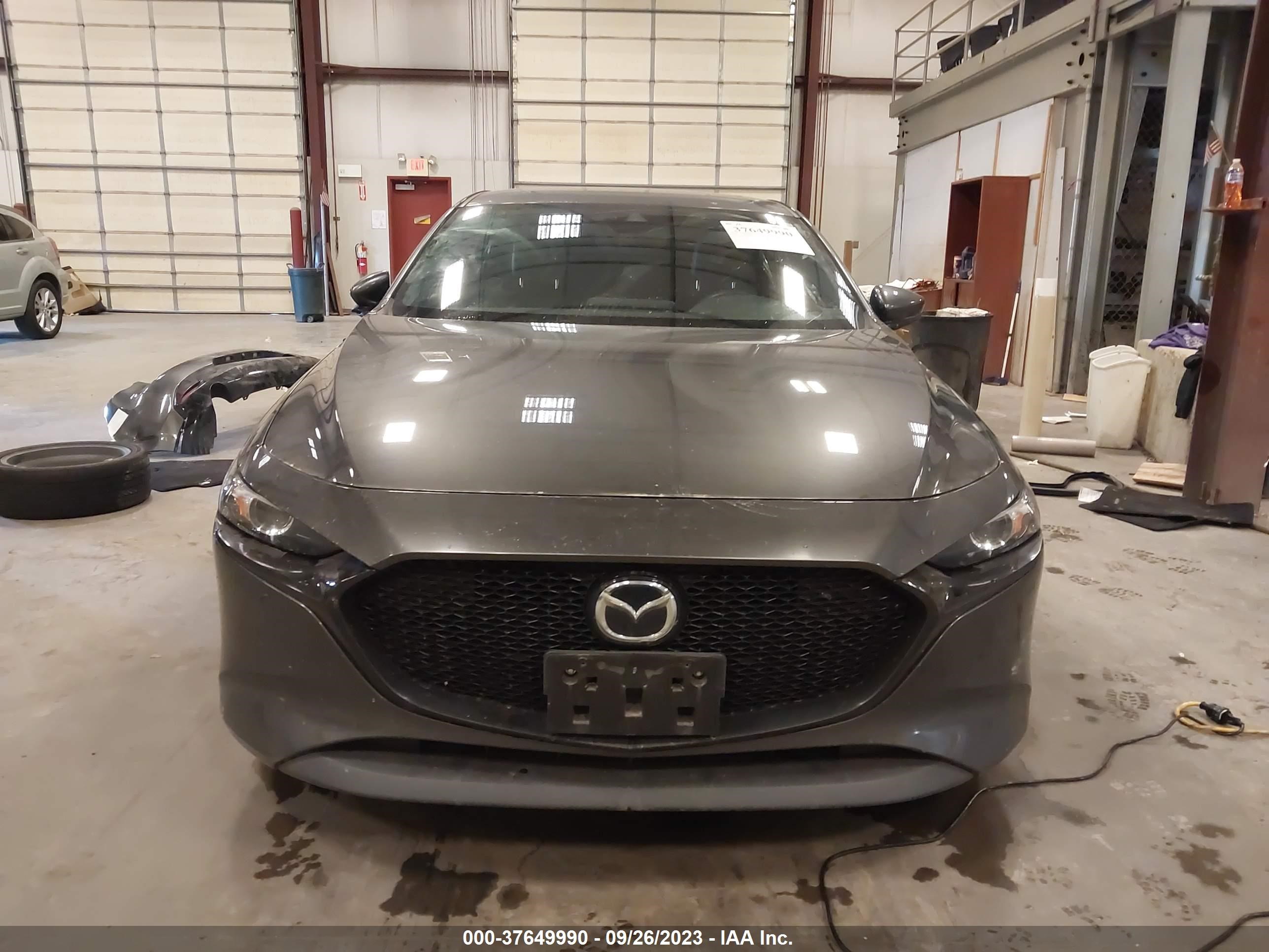 Photo 12 VIN: JM1BPBLL9M1339331 - MAZDA 3 