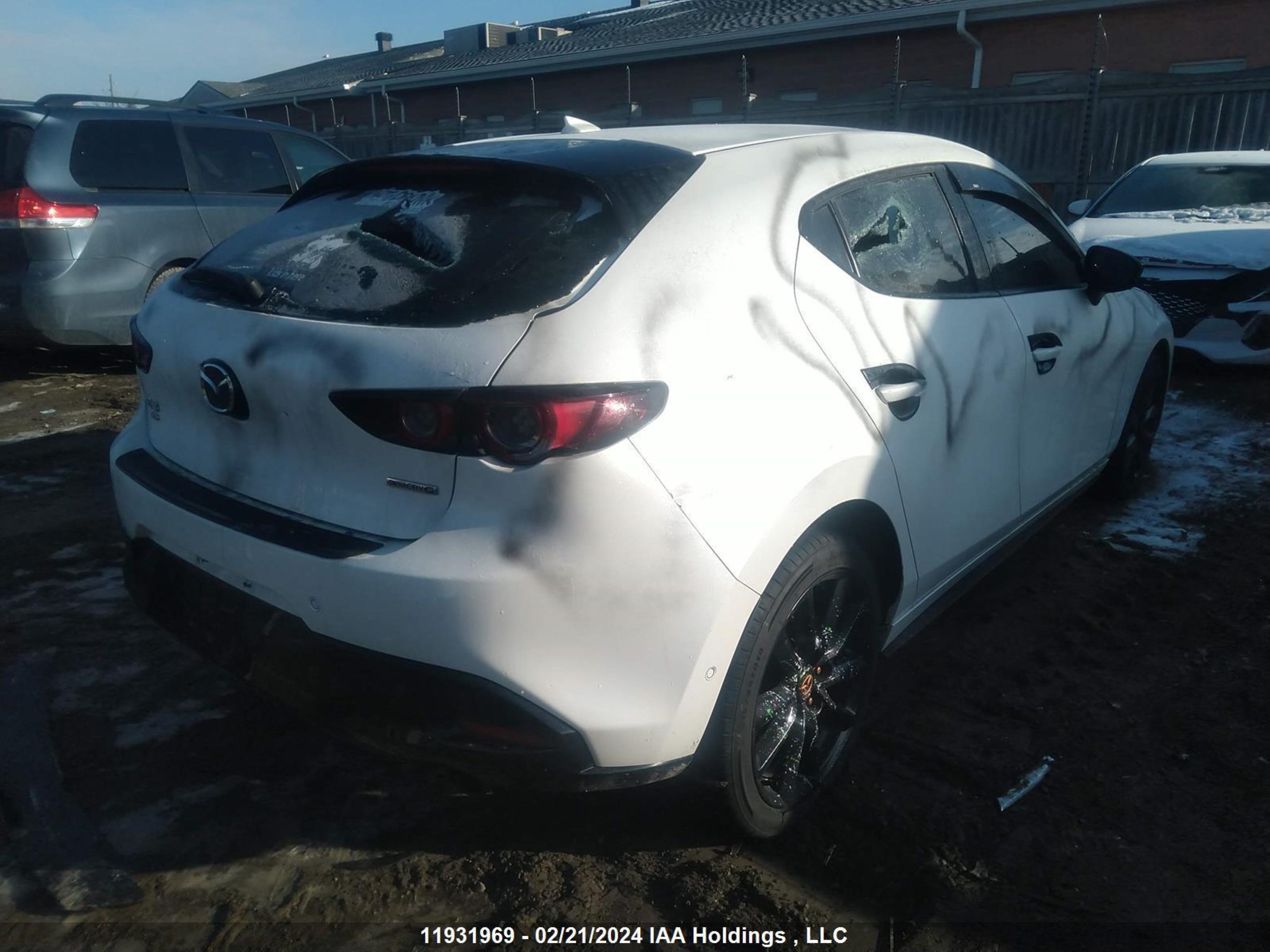 Photo 3 VIN: JM1BPBMM1L1150646 - MAZDA NULL 