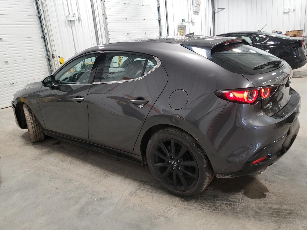 Photo 1 VIN: JM1BPBMY2M1349323 - MAZDA 3 