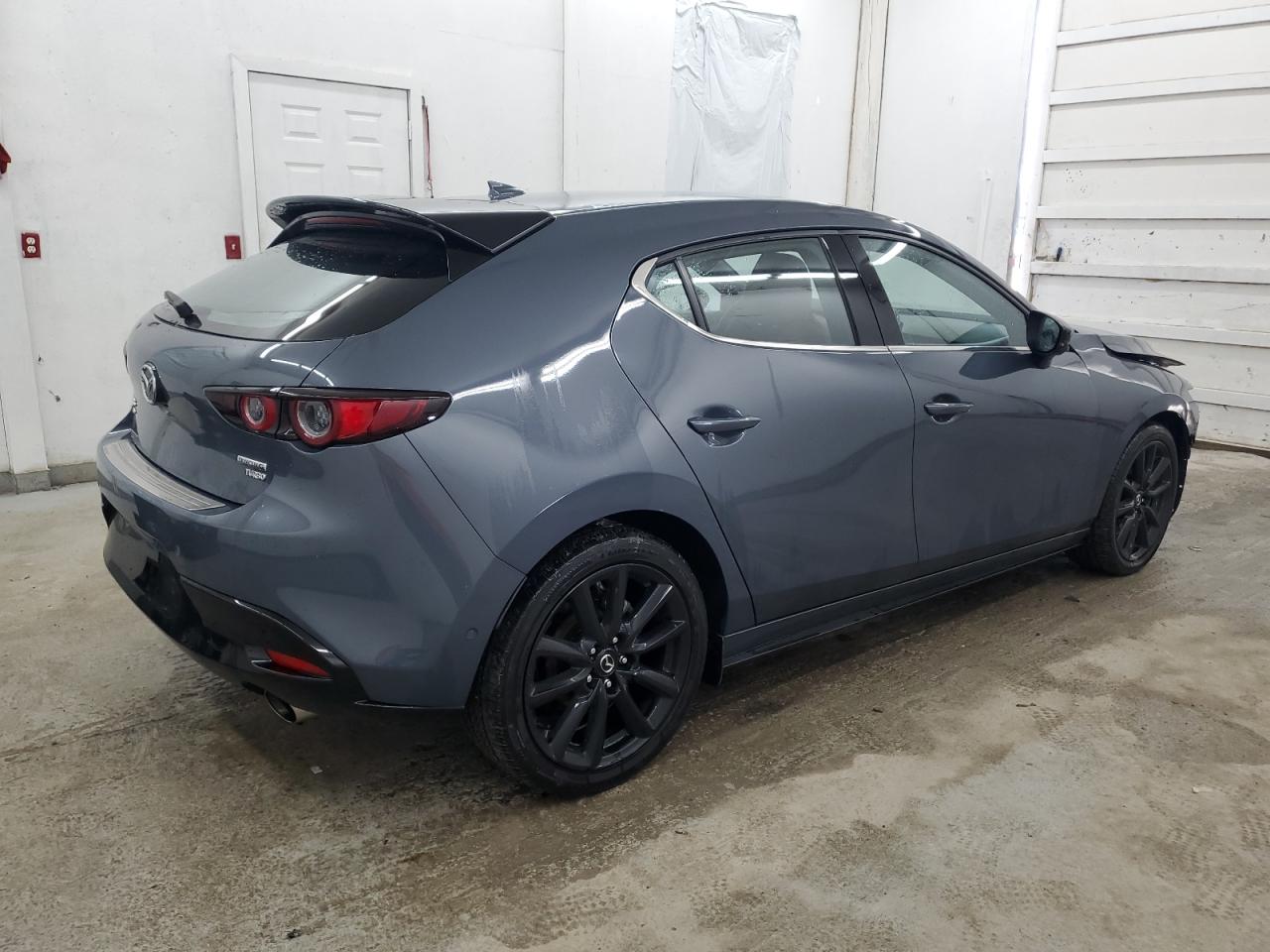 Photo 2 VIN: JM1BPBNY8M1309682 - MAZDA 3 