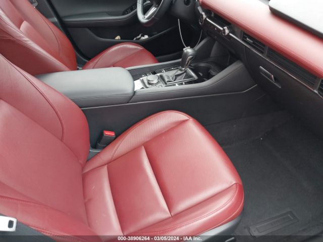 Photo 4 VIN: JM1BPBNY8M1331424 - MAZDA MAZDA3 