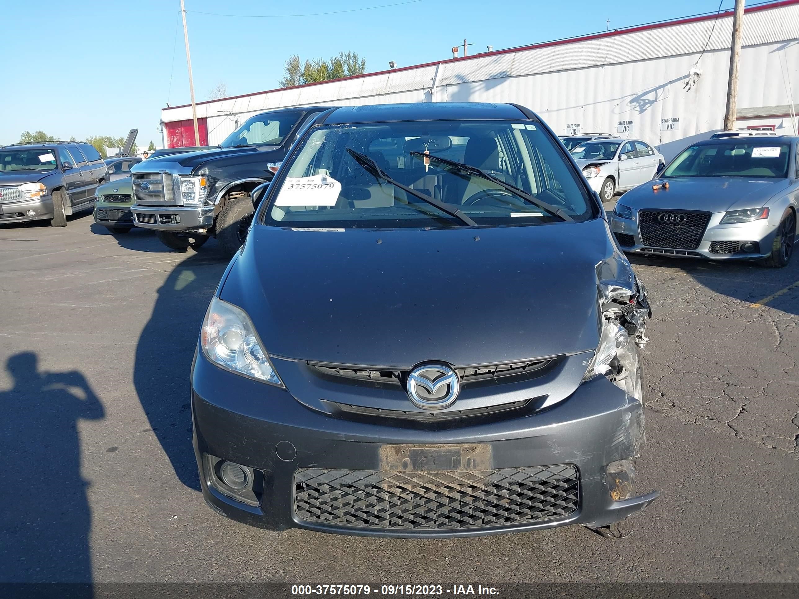 Photo 11 VIN: JM1CR293060100524 - MAZDA 5 