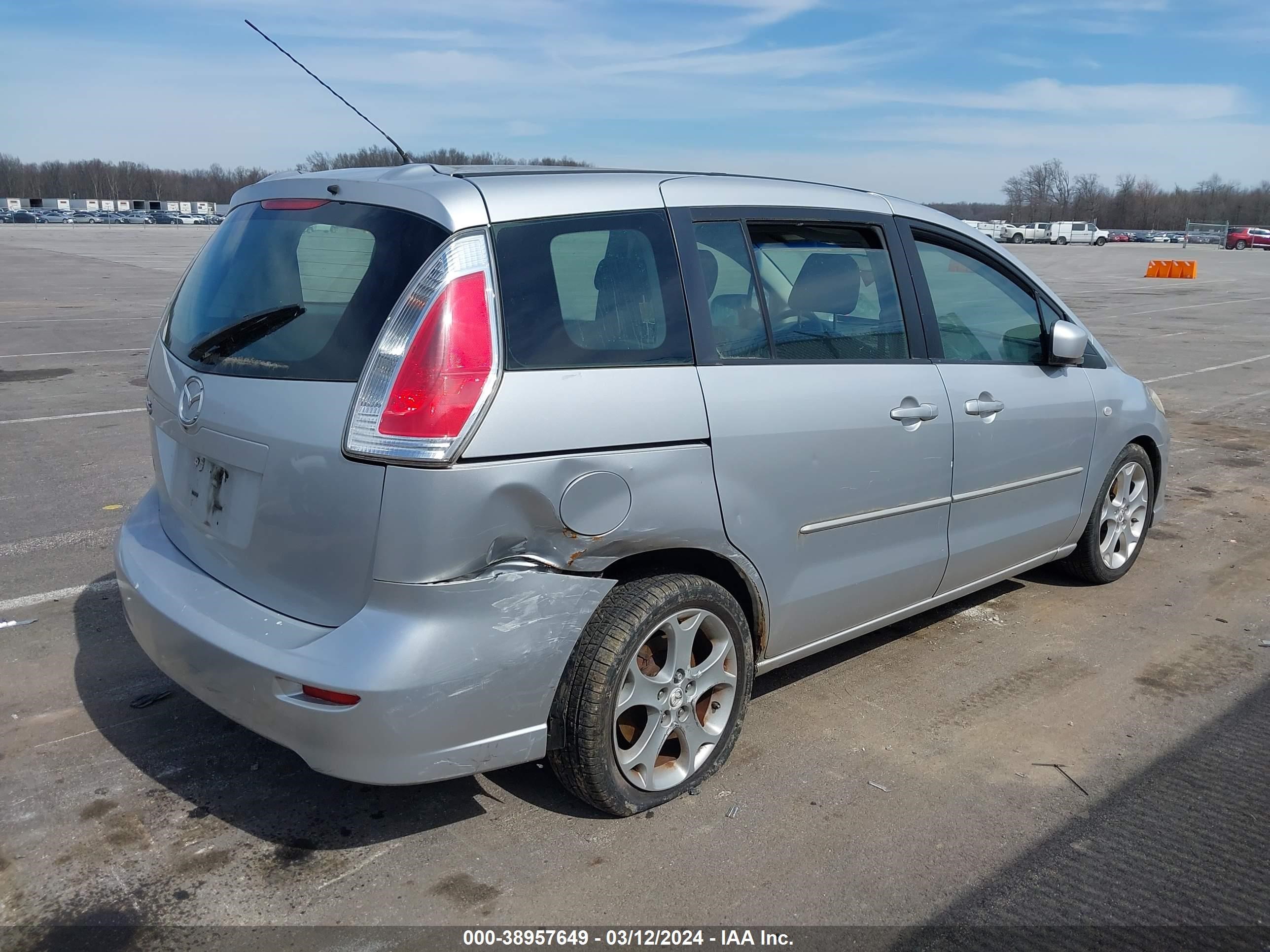 Photo 3 VIN: JM1CR293180313243 - MAZDA 5 