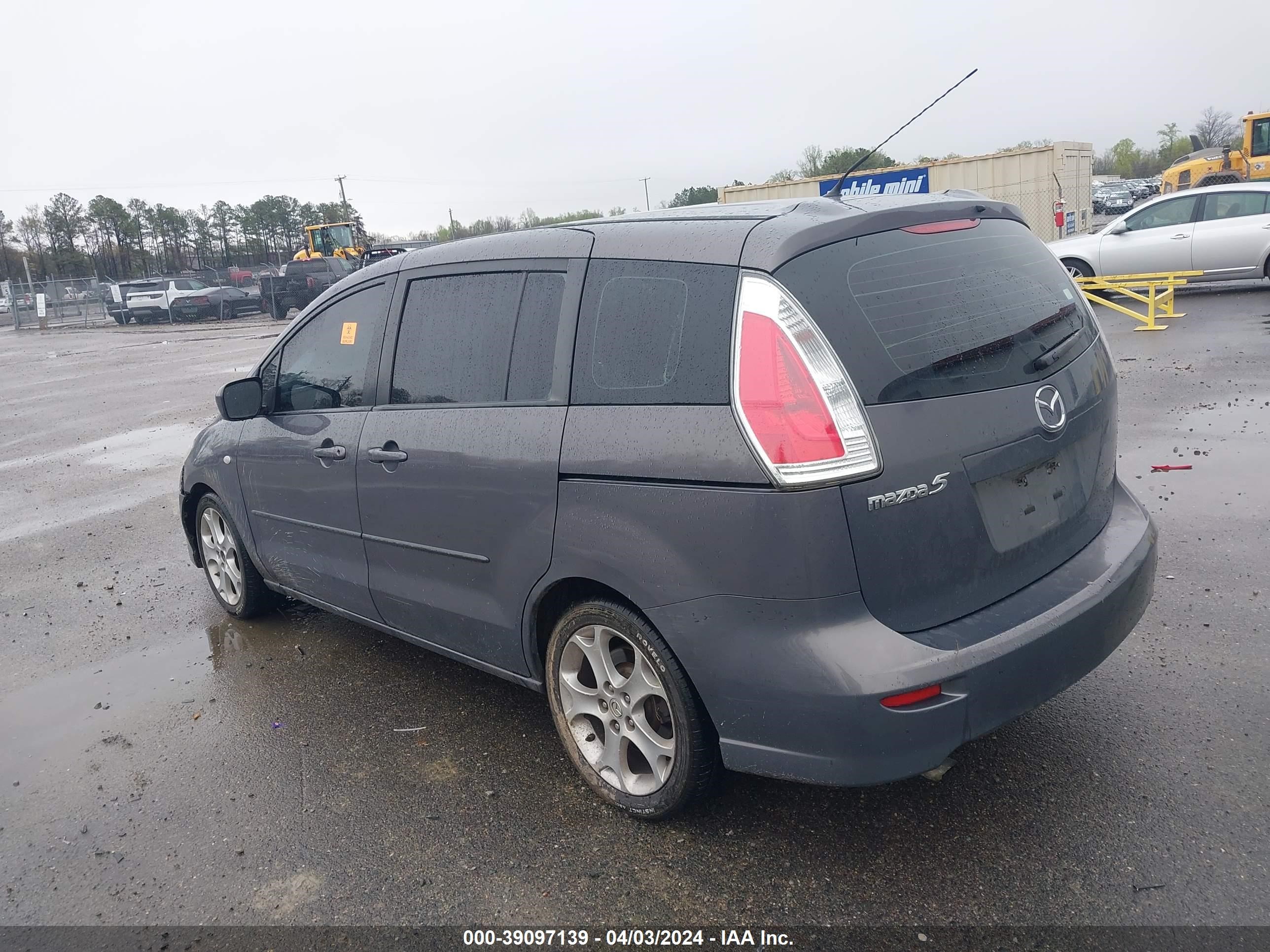 Photo 2 VIN: JM1CR293390358170 - MAZDA 5 