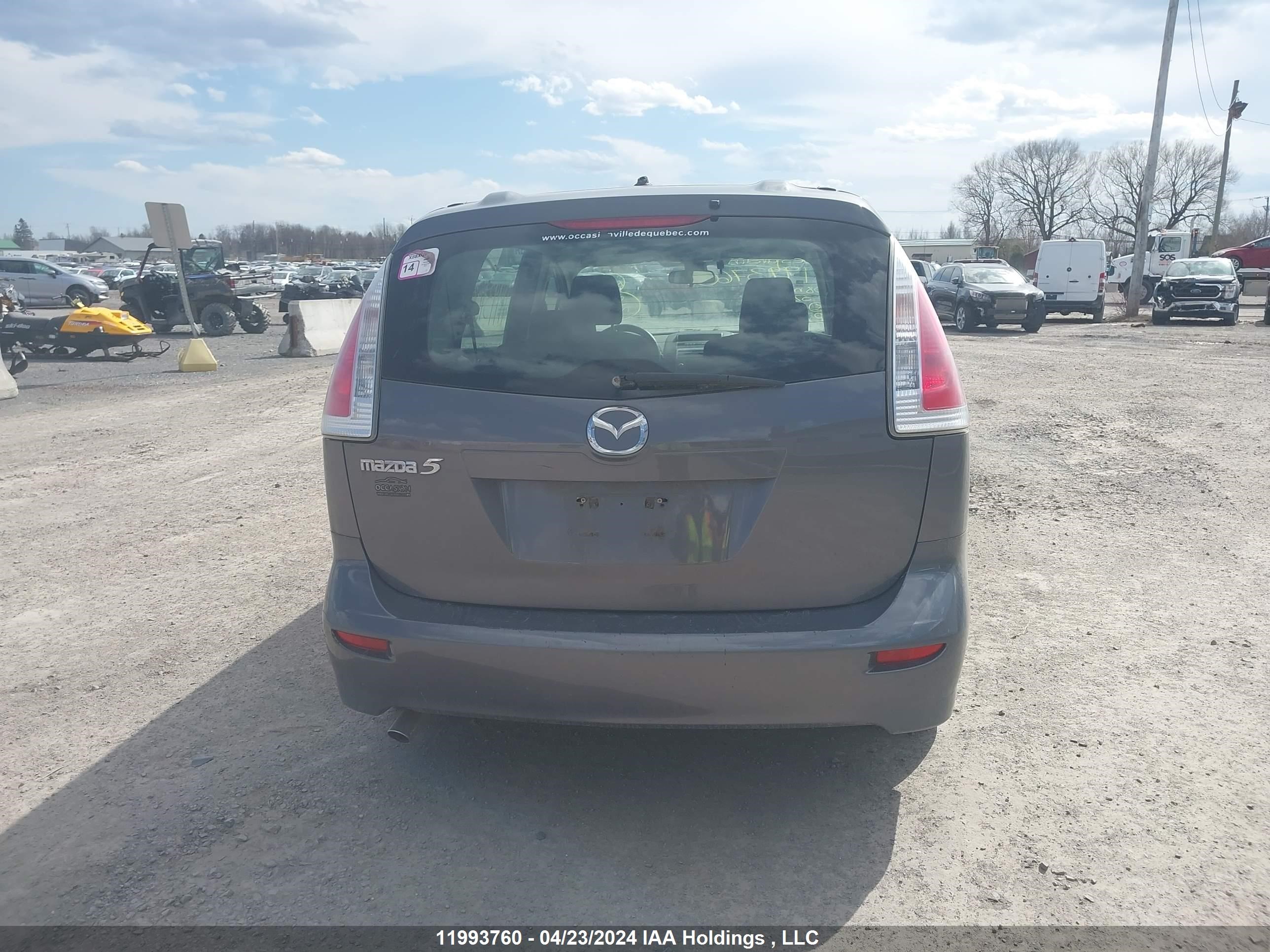 Photo 15 VIN: JM1CR293480326620 - MAZDA 5 