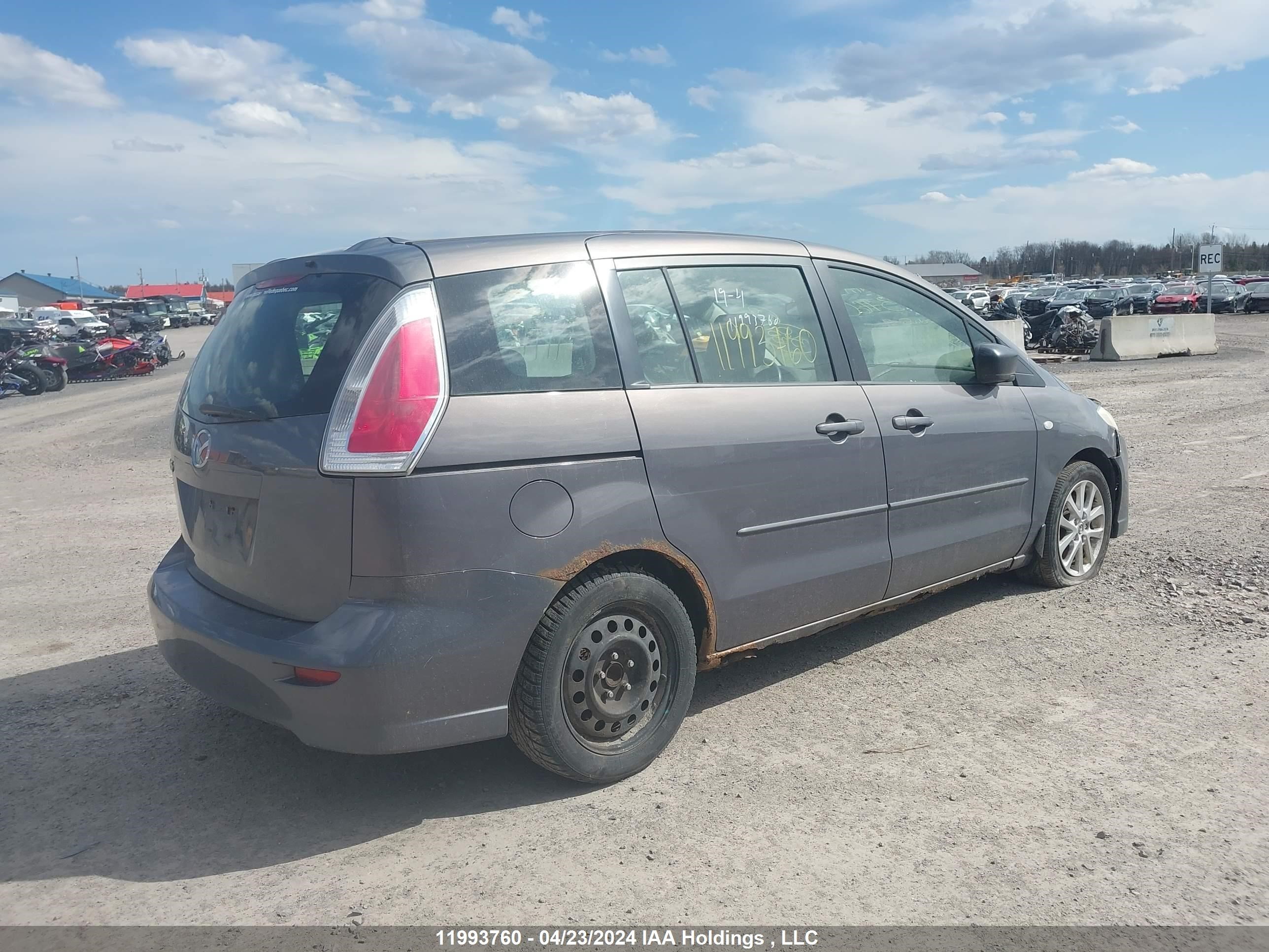 Photo 3 VIN: JM1CR293480326620 - MAZDA 5 