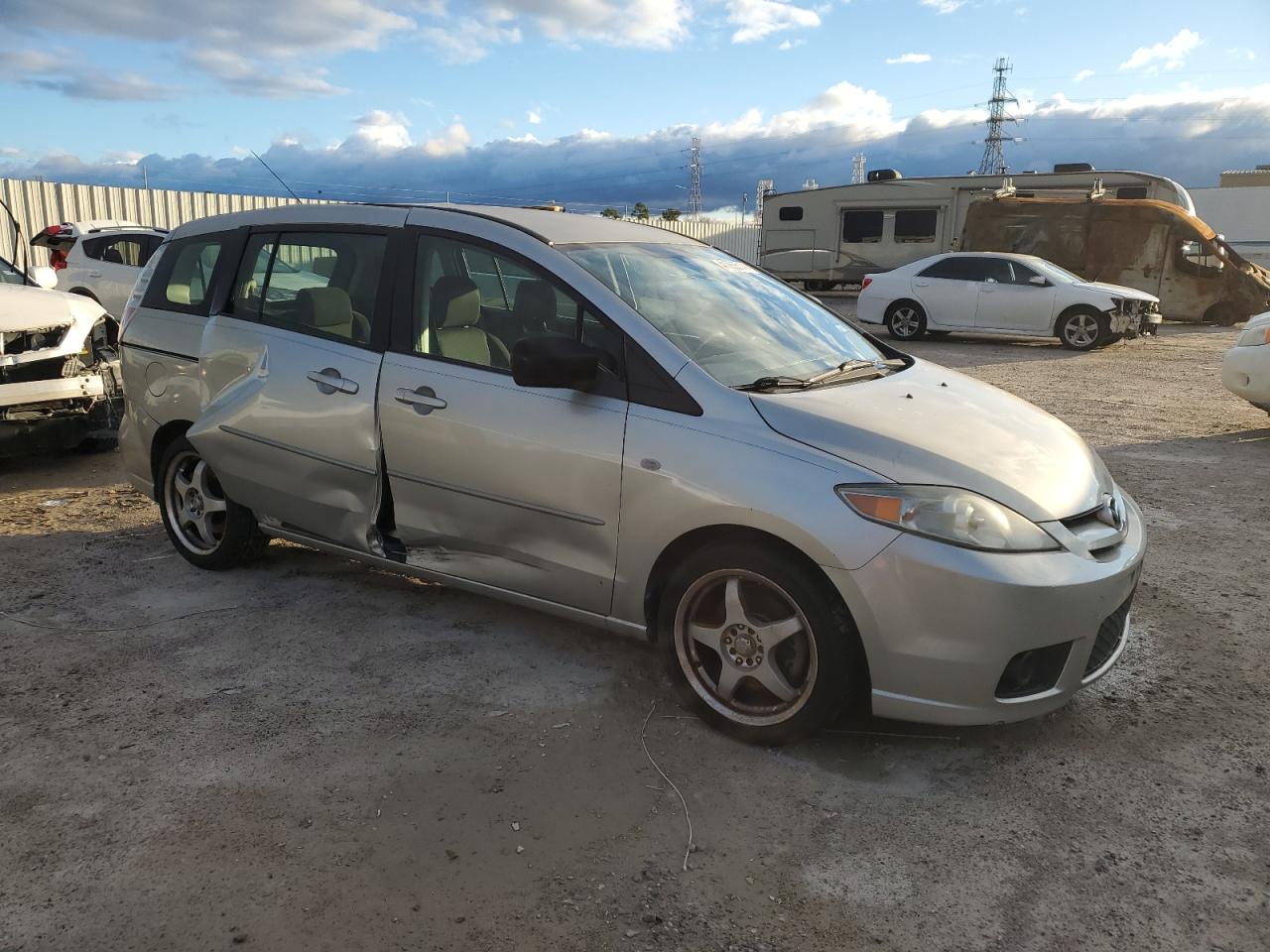 Photo 3 VIN: JM1CR293770142139 - MAZDA 5 