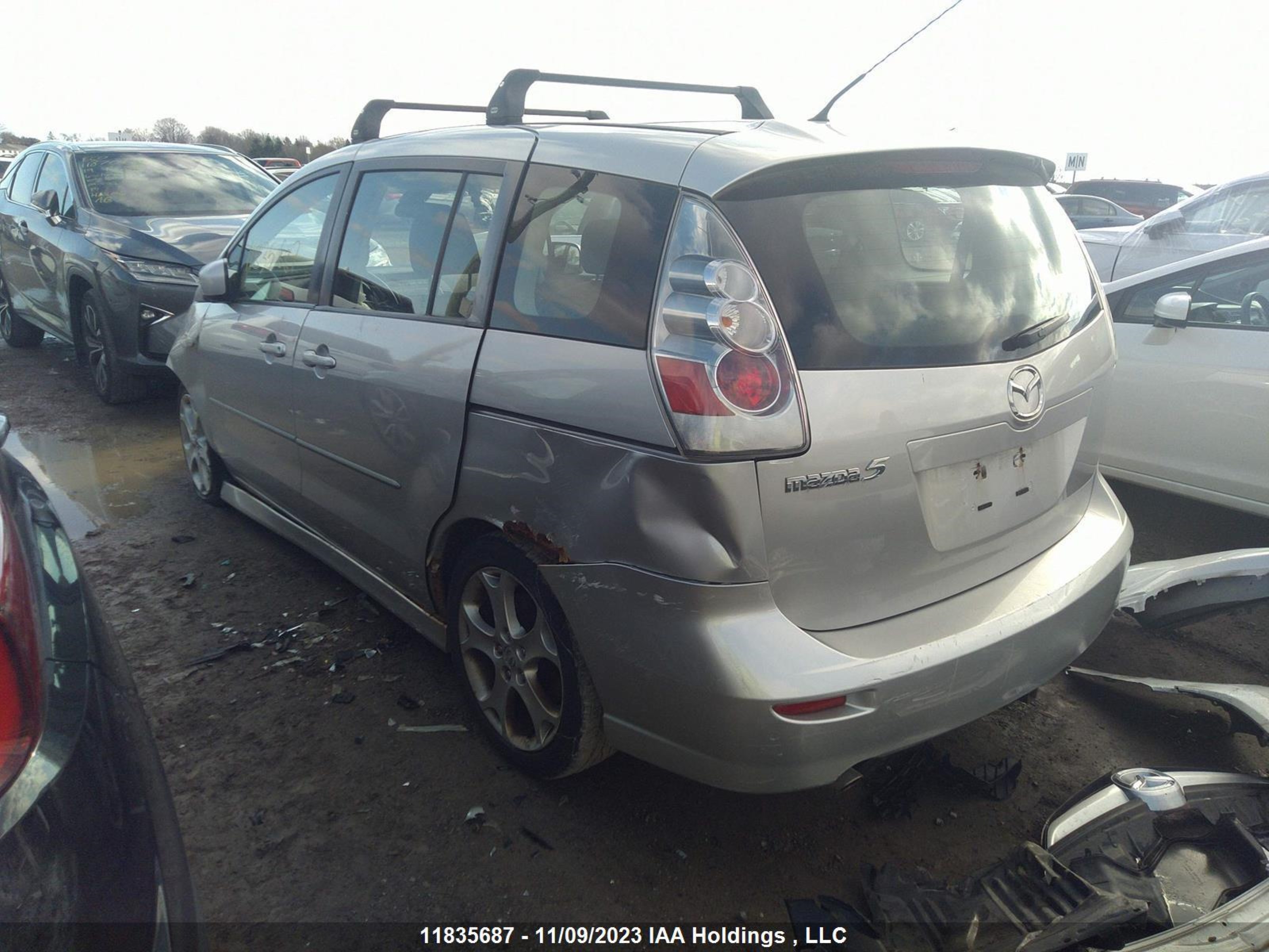 Photo 2 VIN: JM1CR293980311692 - MAZDA 5 