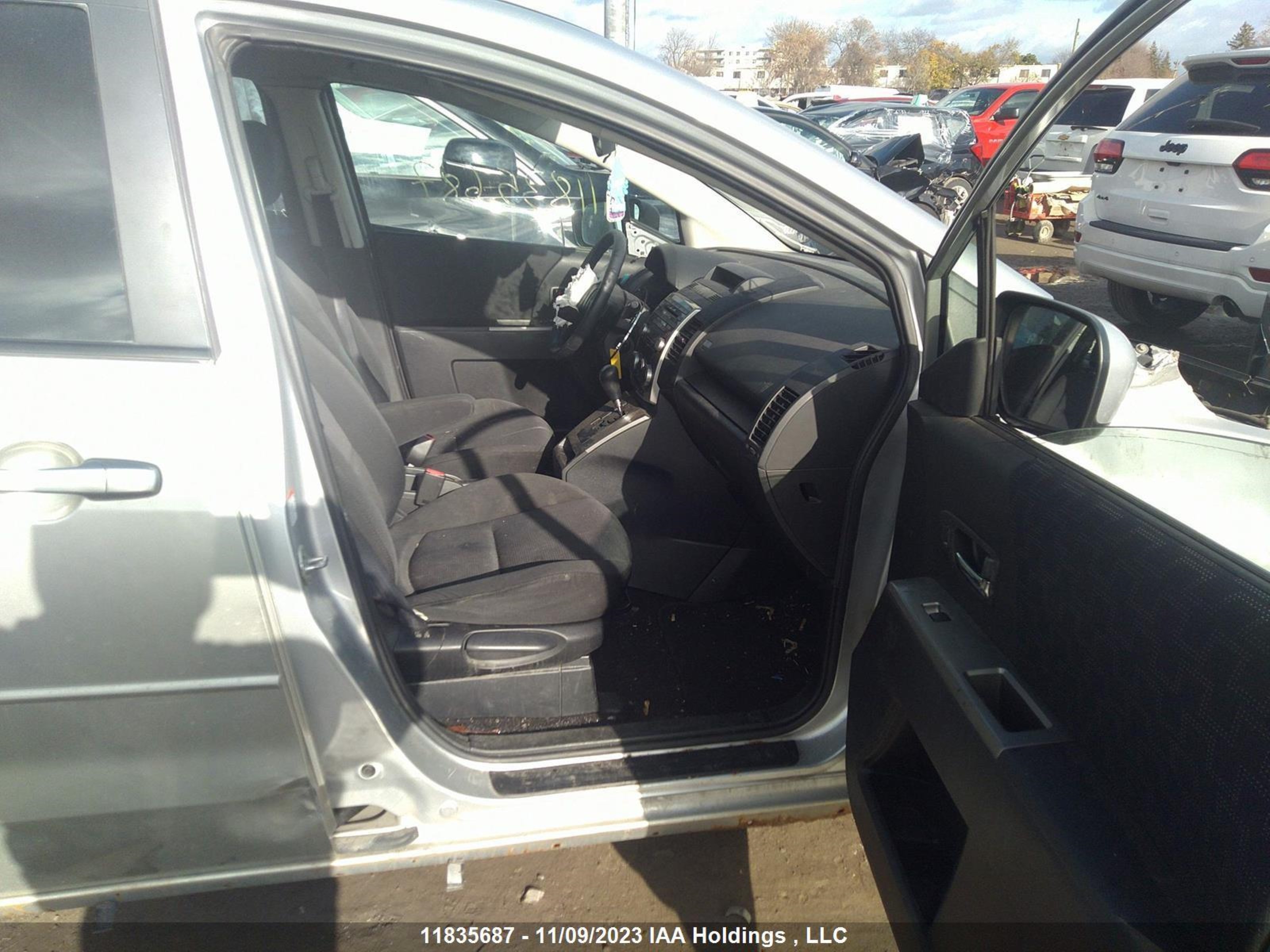 Photo 4 VIN: JM1CR293980311692 - MAZDA 5 