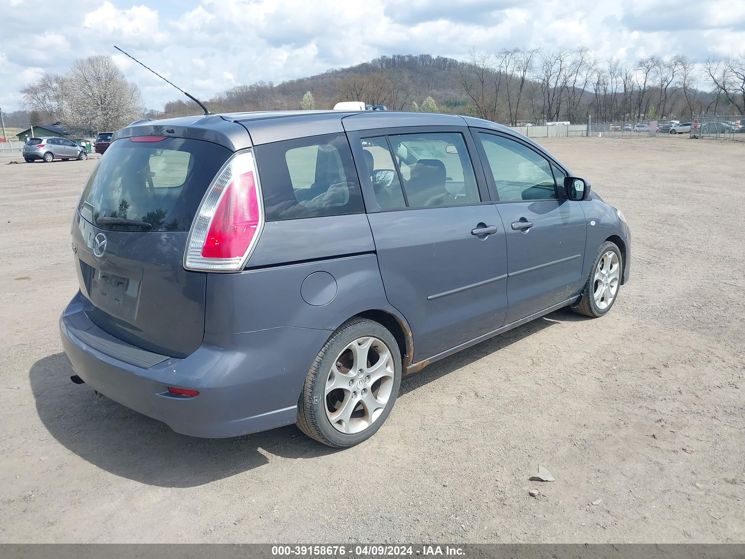 Photo 3 VIN: JM1CR29L490356105 - MAZDA 5 