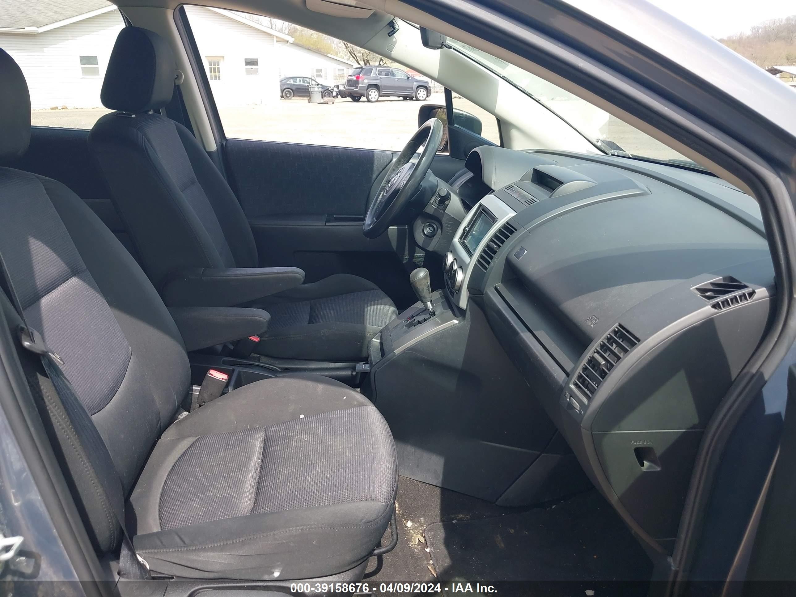 Photo 4 VIN: JM1CR29L490356105 - MAZDA 5 