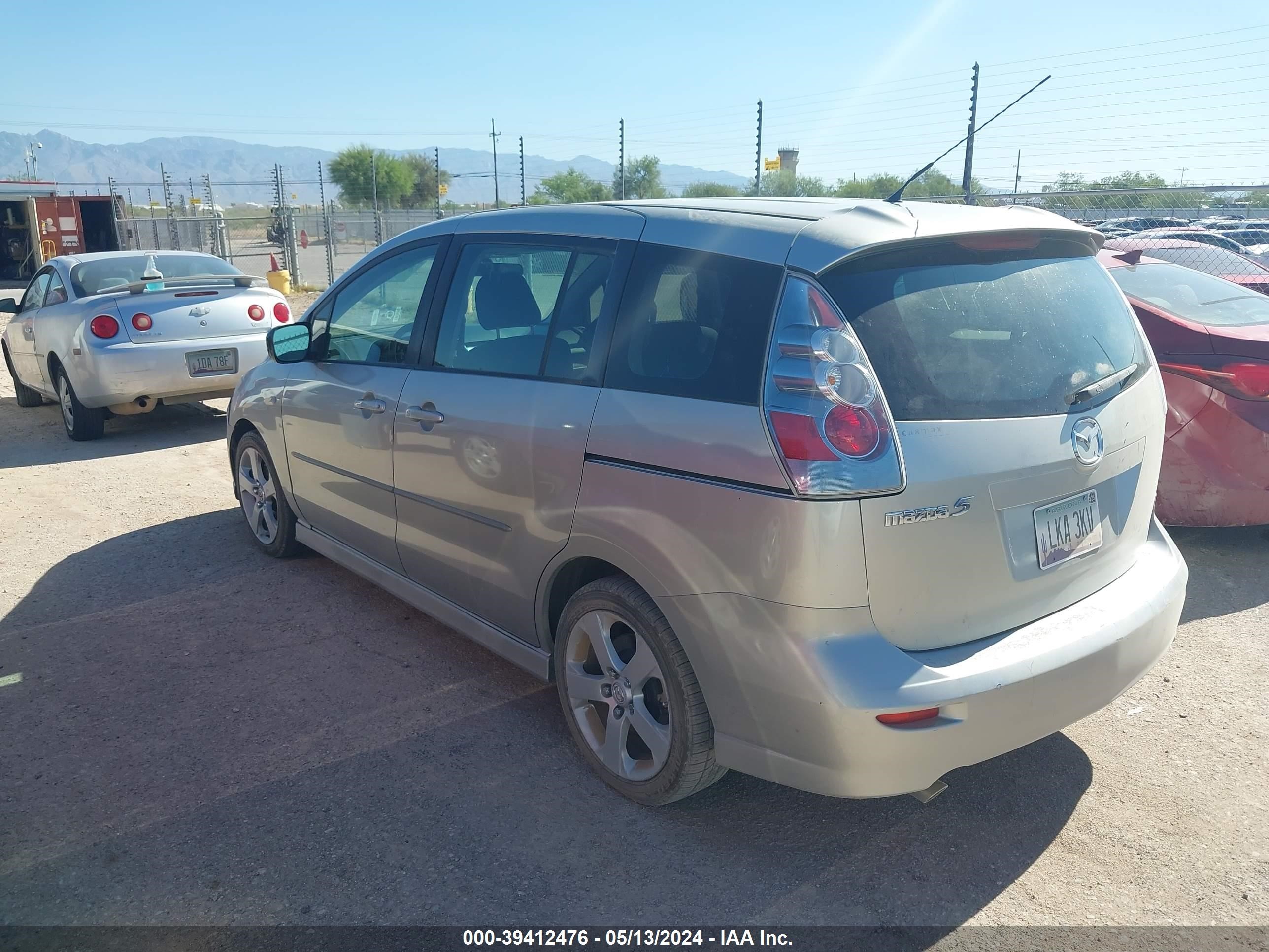 Photo 2 VIN: JM1CR29L670158574 - MAZDA 5 