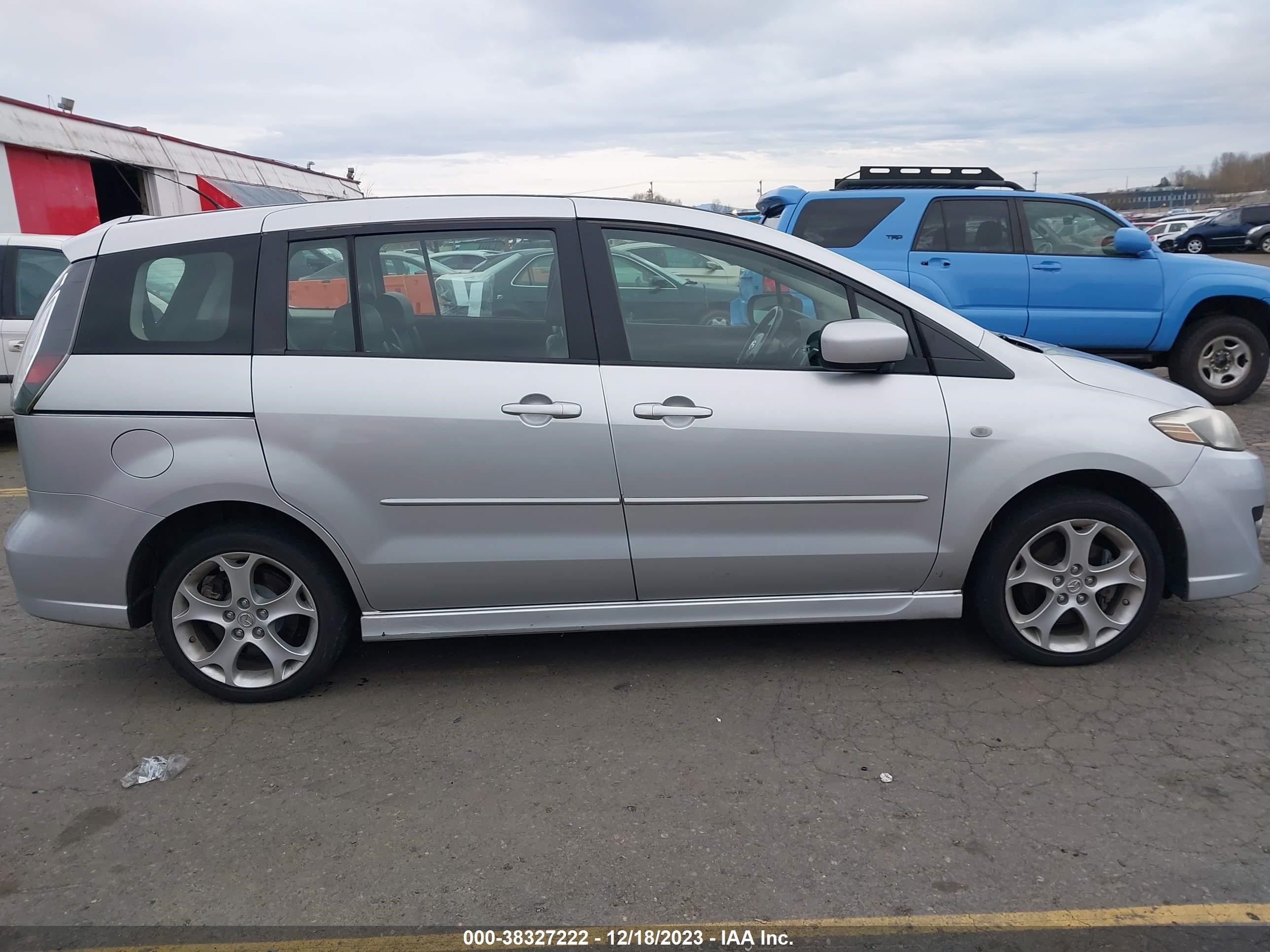 Photo 12 VIN: JM1CR29L680300293 - MAZDA 5 