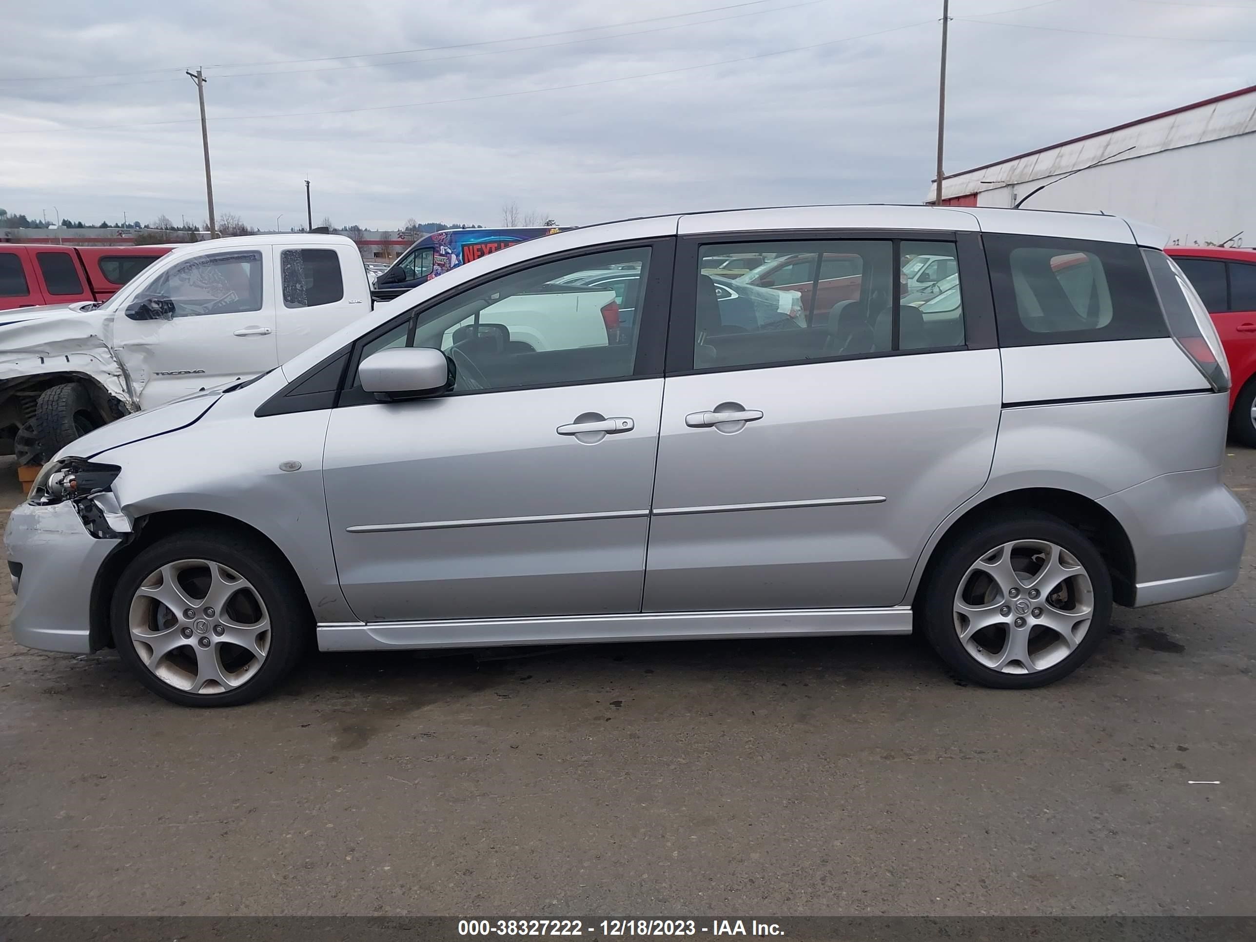 Photo 13 VIN: JM1CR29L680300293 - MAZDA 5 