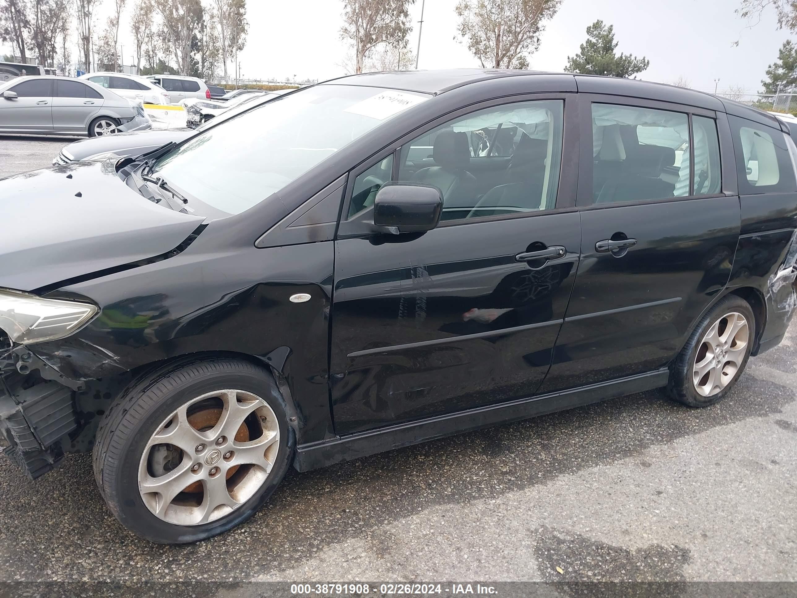 Photo 13 VIN: JM1CR29L680320186 - MAZDA 5 