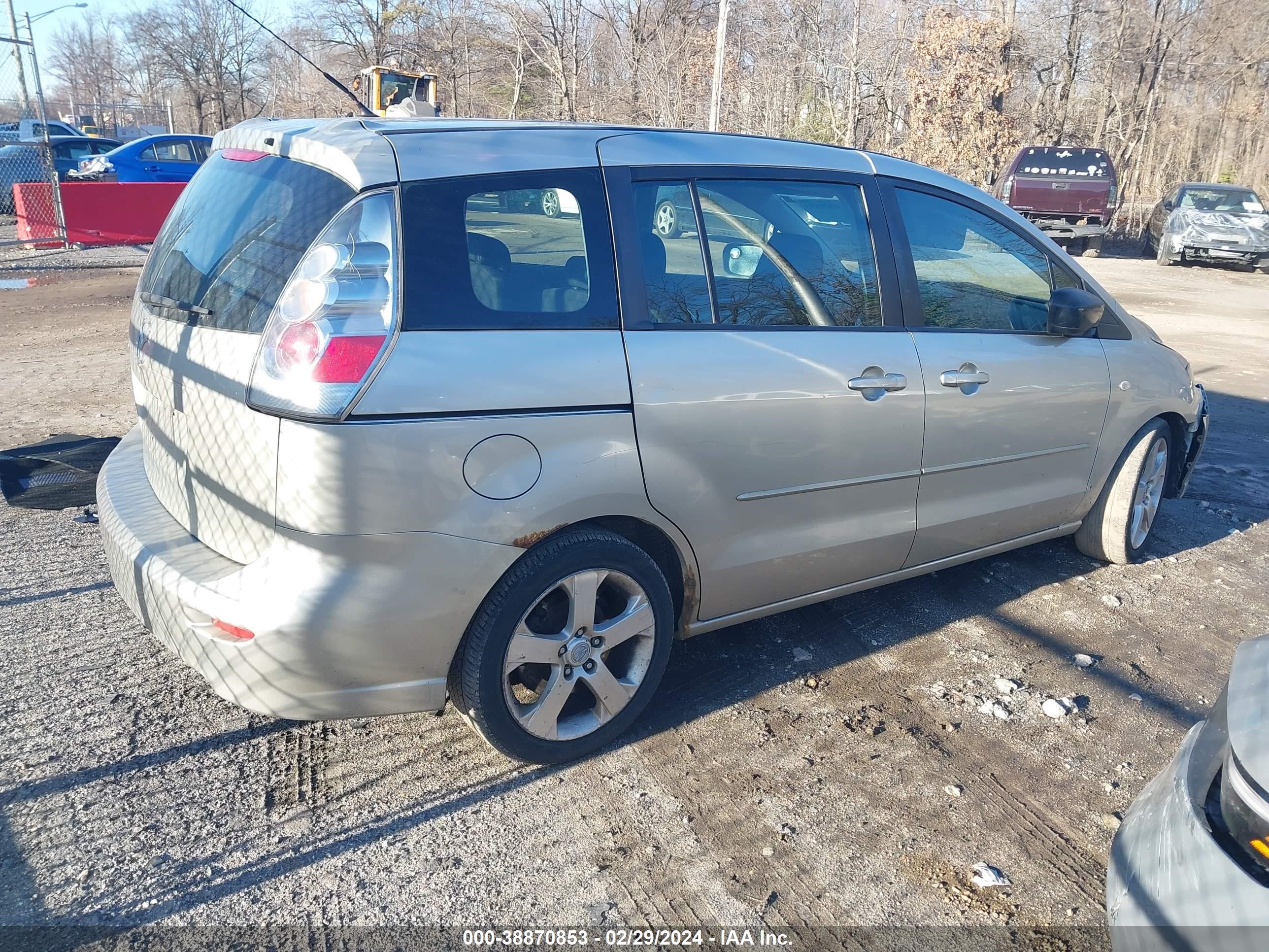 Photo 3 VIN: JM1CR29LX70153636 - MAZDA 5 